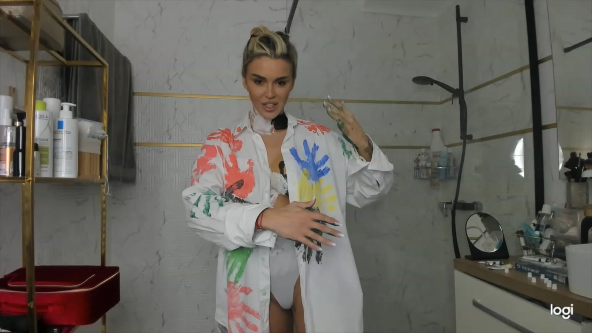 Gallery image thumbnail from DJMonica's myfreecams stream on, 03/01/2024, 14:03 image 2 of 20