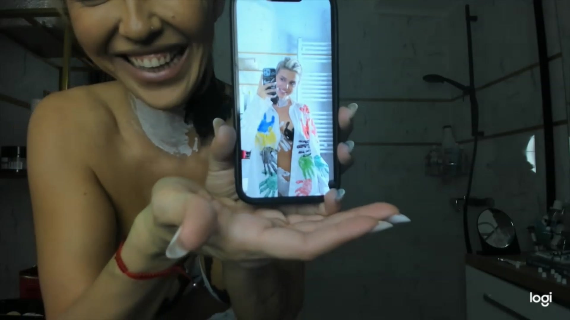 Gallery image thumbnail from DJMonica's myfreecams stream on, 03/01/2024, 14:03 image 8 of 20