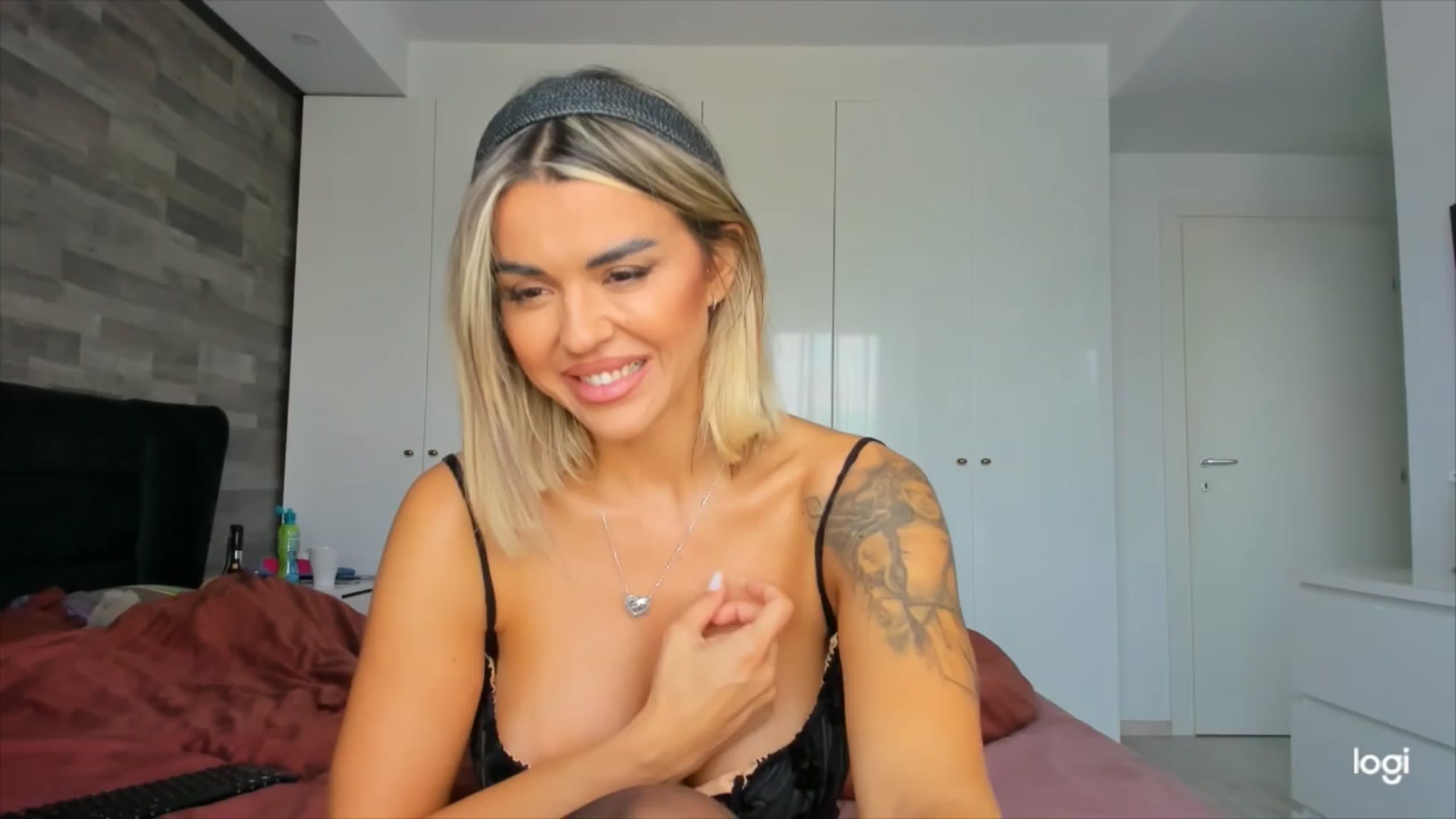 Gallery image thumbnail from DJMonica's myfreecams stream on, 04/05/2024, 12:22 image 20 of 20