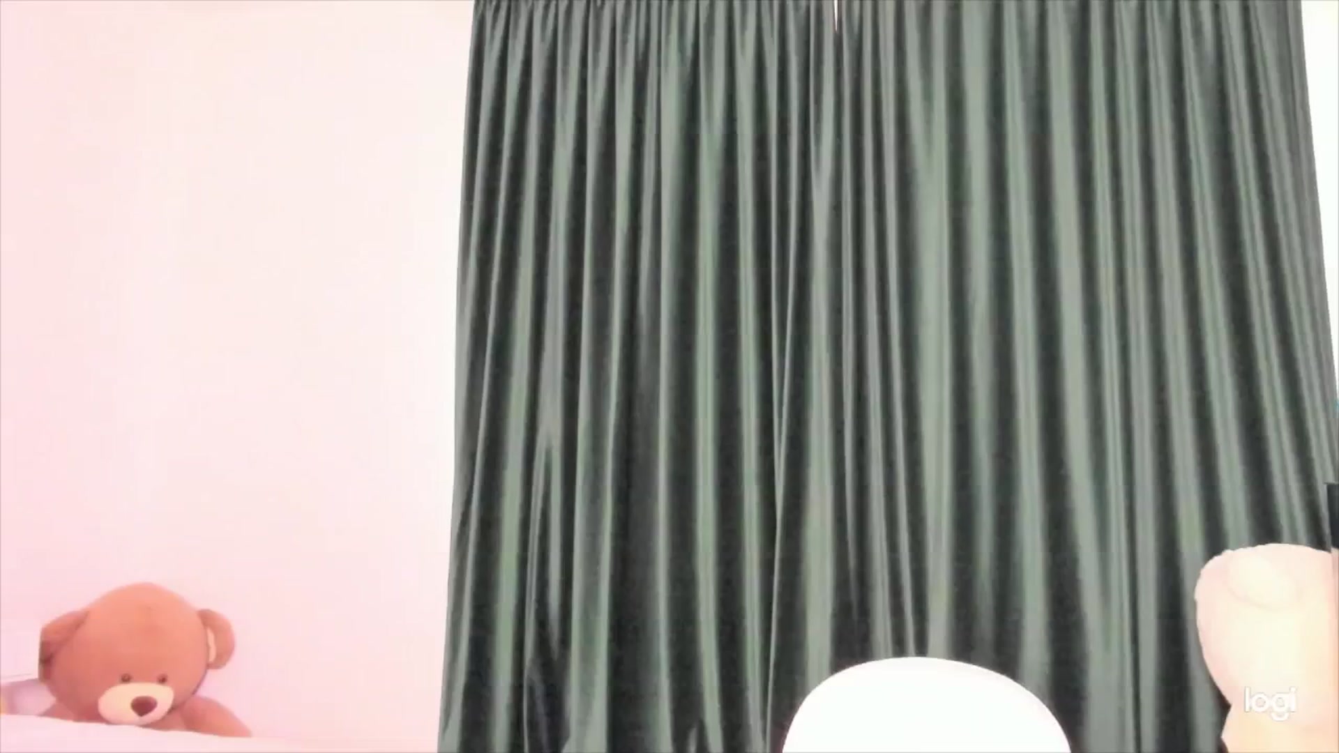 Gallery image thumbnail from DJMonica's myfreecams stream on, 04/25/2024, 12:19 image 19 of 20