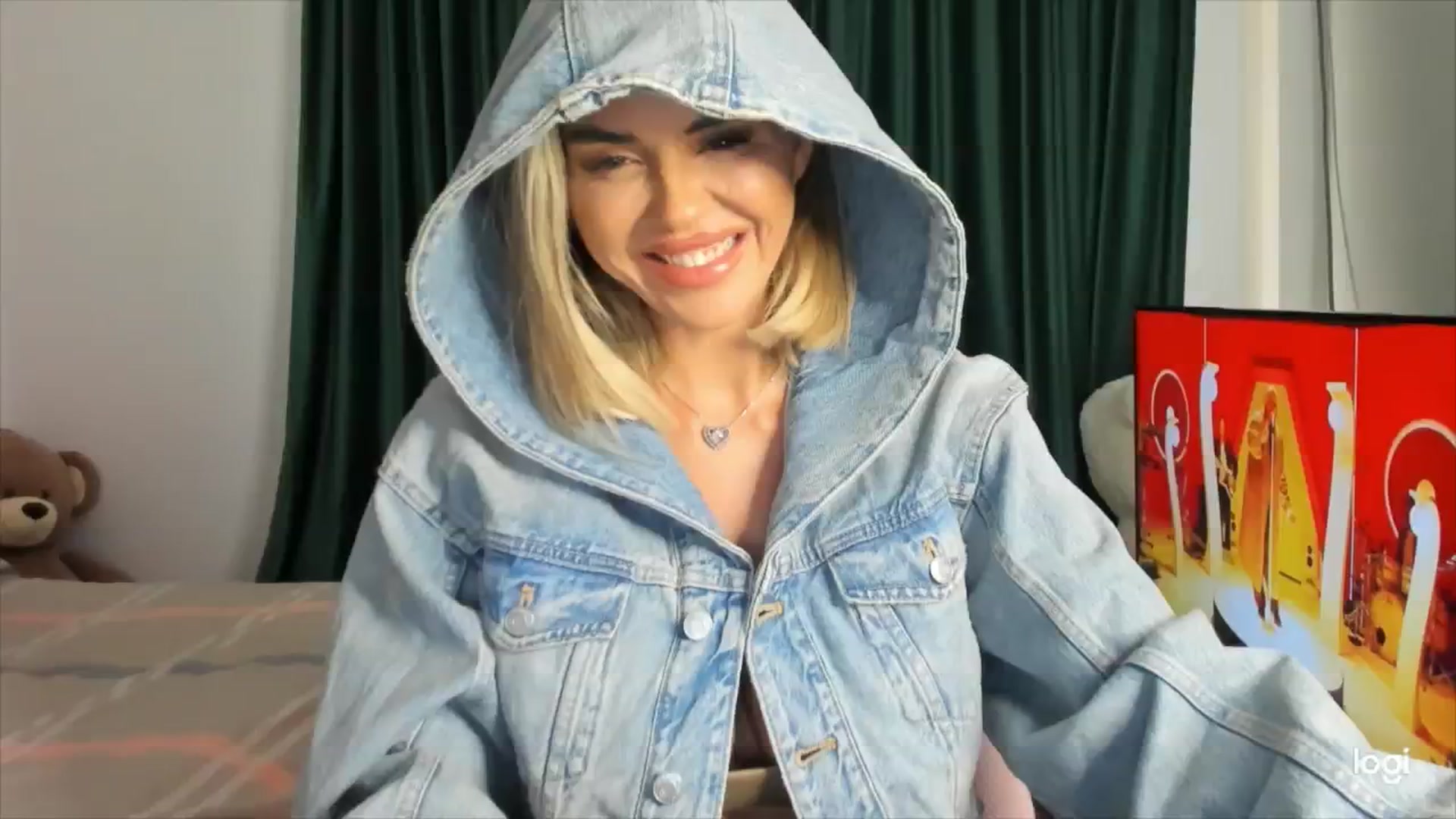 Gallery image thumbnail from DJMonica's myfreecams stream on, 04/30/2024, 11:04 image 15 of 20