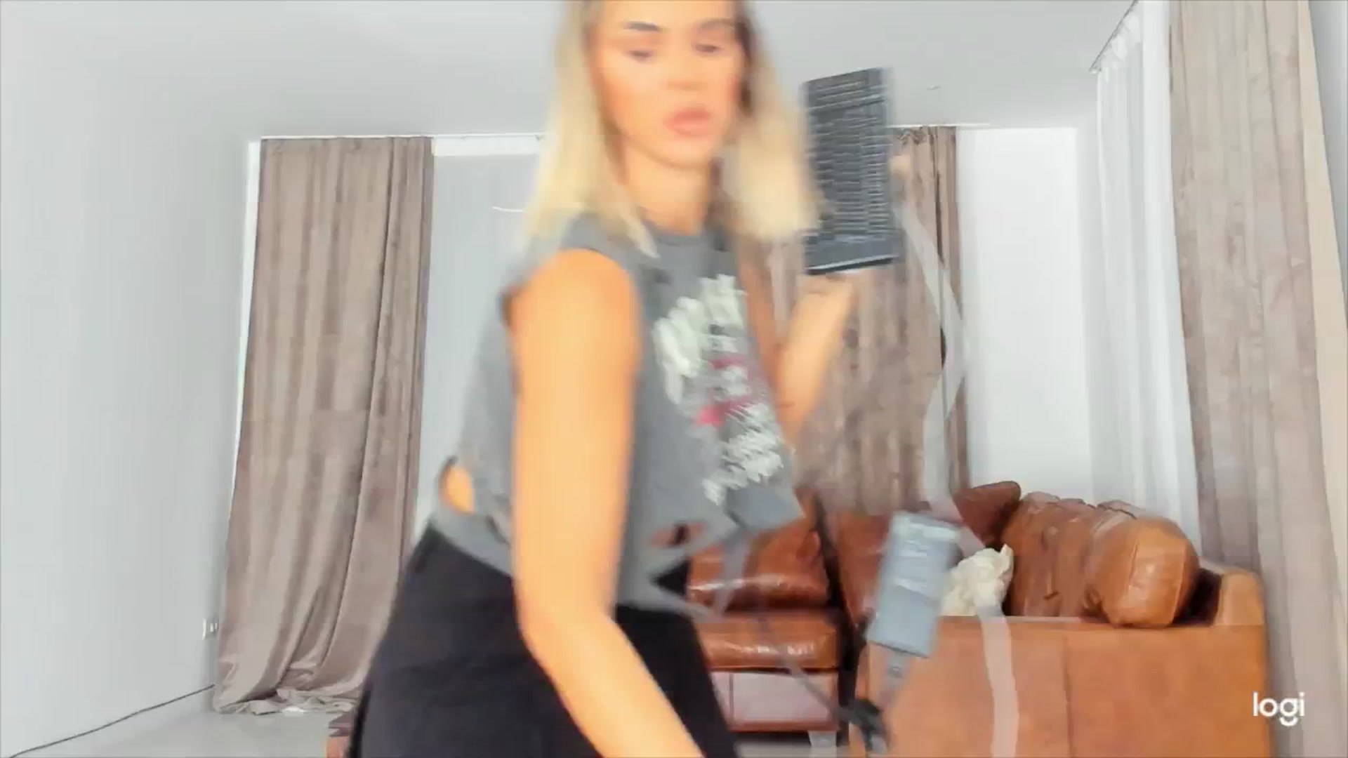 Gallery image thumbnail from DJMonica's myfreecams stream on, 06/03/2024, 10:57 image 1 of 20