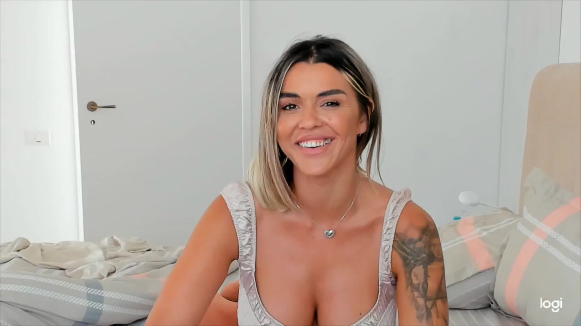 Gallery image thumbnail from DJMonica's myfreecams stream on, 07/01/2024, 14:30 image 20 of 20