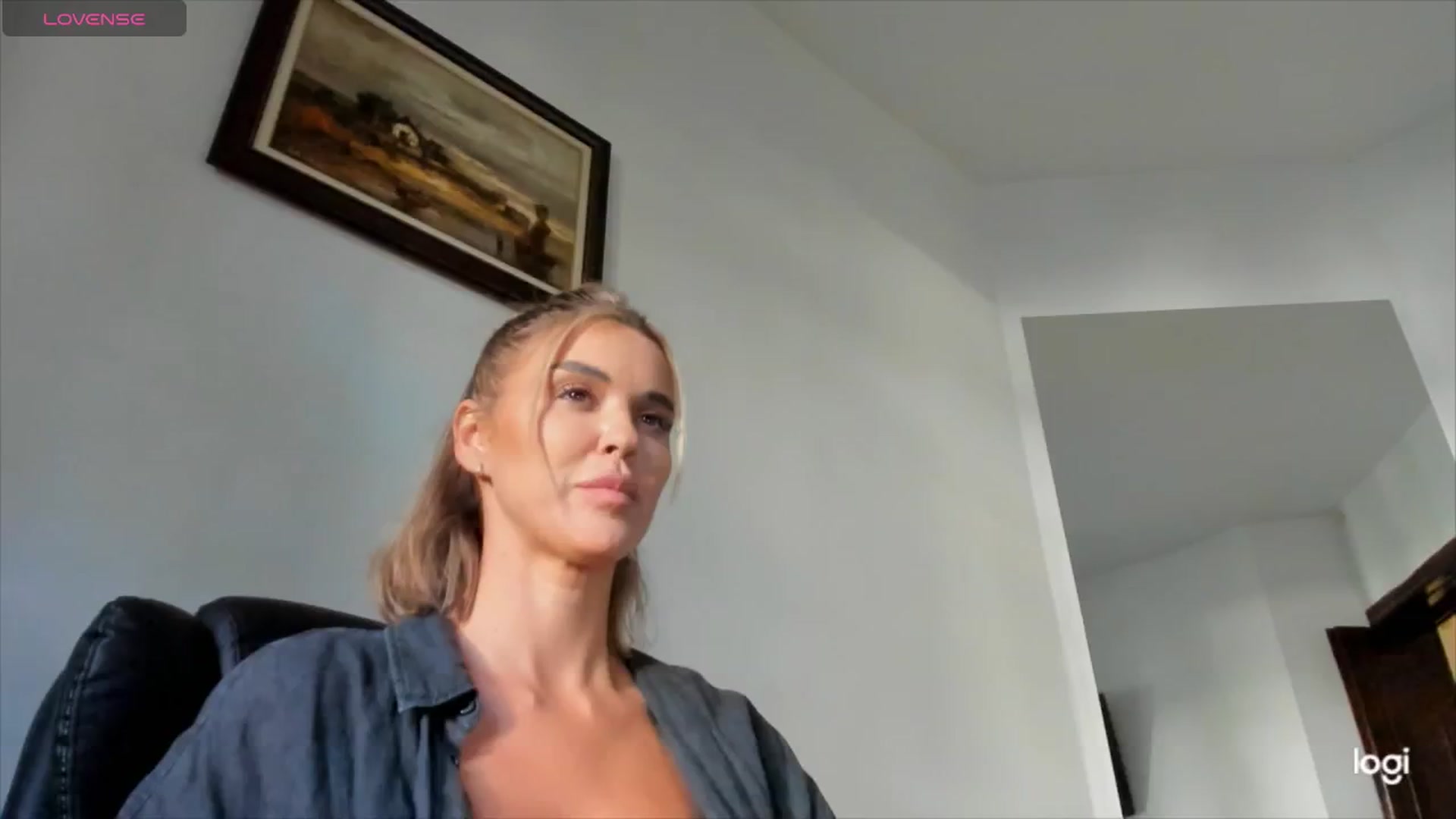 Gallery image thumbnail from DJMonica's myfreecams stream on, 08/17/2024, 14:46 image 3 of 20