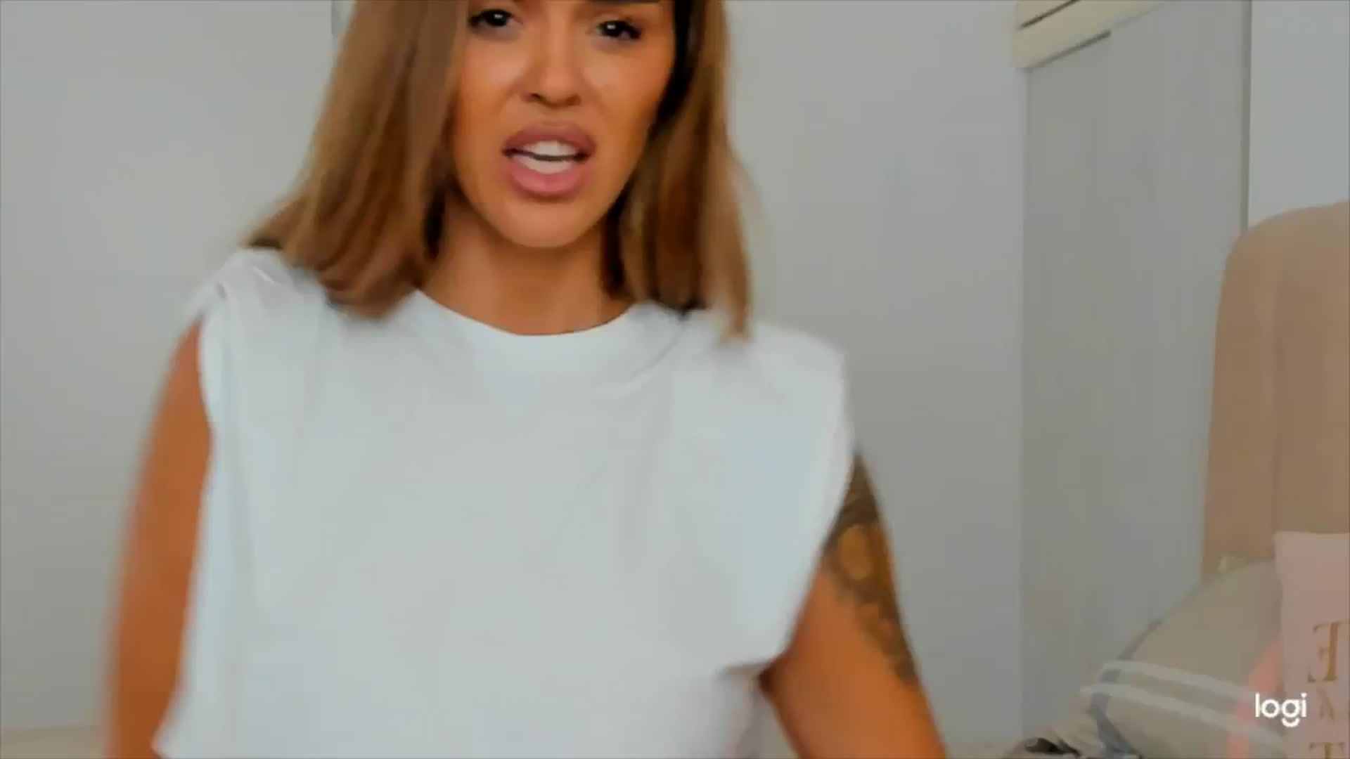Gallery image thumbnail from DJMonica's myfreecams stream on, 10/07/2024, 11:19 image 12 of 20
