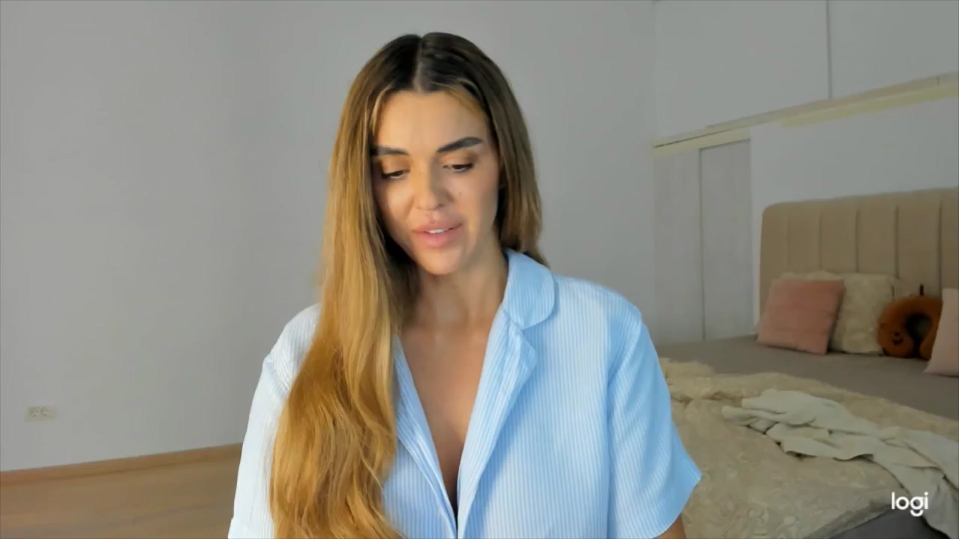 Gallery image thumbnail from DJMonica's myfreecams stream on, 10/16/2024, 15:07 image 1 of 20