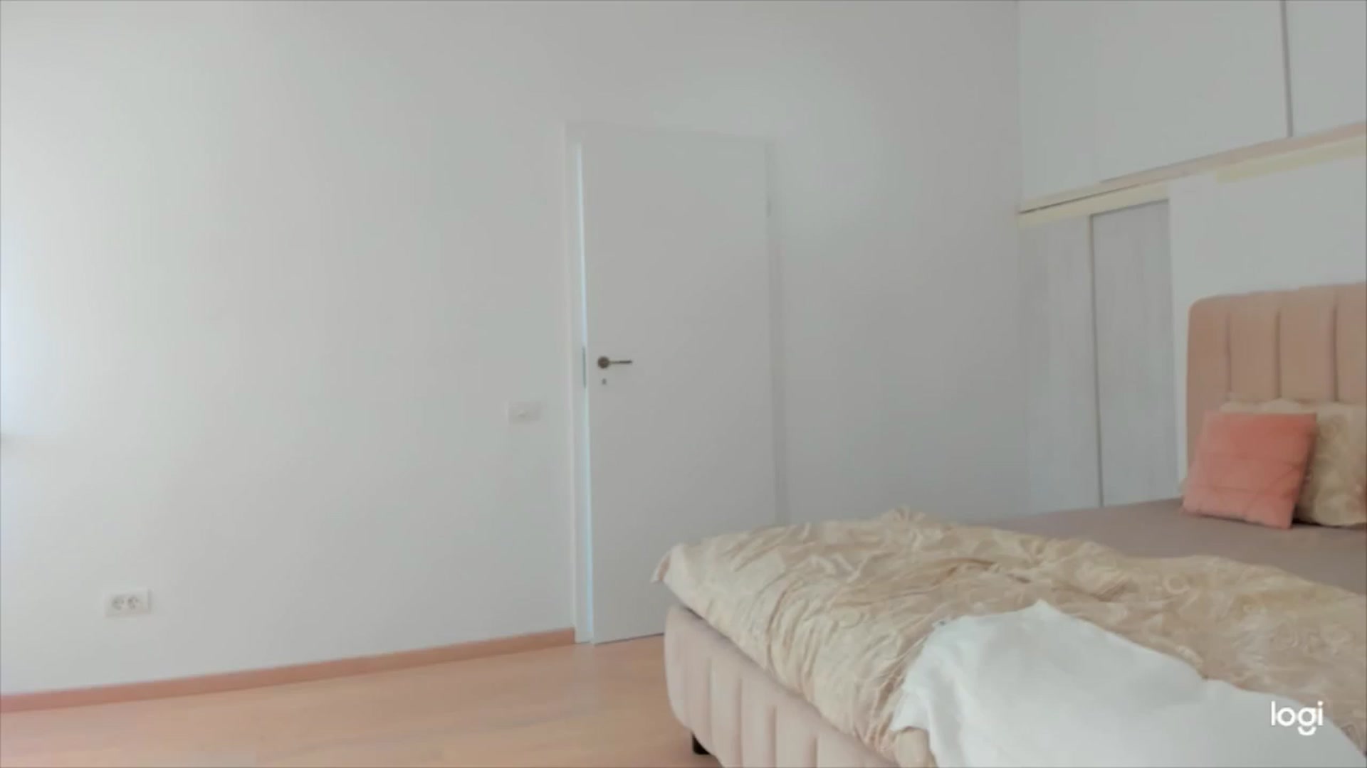 Gallery image thumbnail from DJMonica's myfreecams stream on, 10/17/2024, 12:34 image 16 of 20