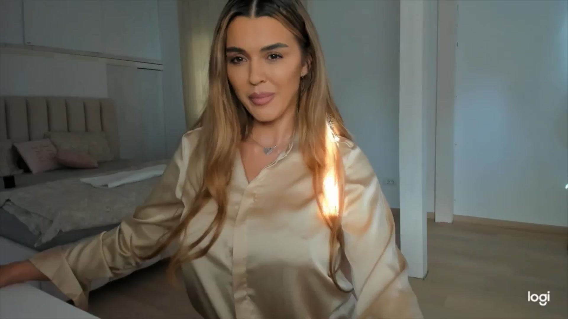 Gallery image thumbnail from DJMonica's myfreecams stream on, 10/26/2024, 13:53 image 4 of 20