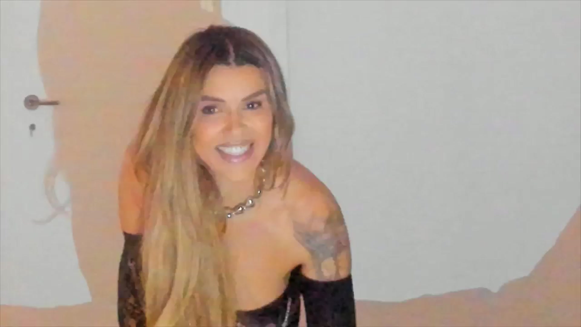 Gallery image thumbnail from DJMonica's myfreecams stream on, 11/09/2024, 13:57 image 12 of 20