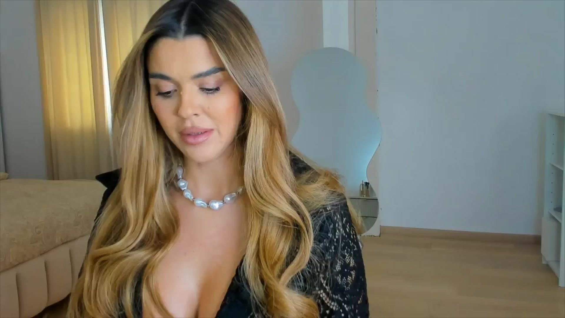 Gallery image thumbnail from DJMonica's myfreecams stream on, 11/18/2024, 12:26 image 1 of 20