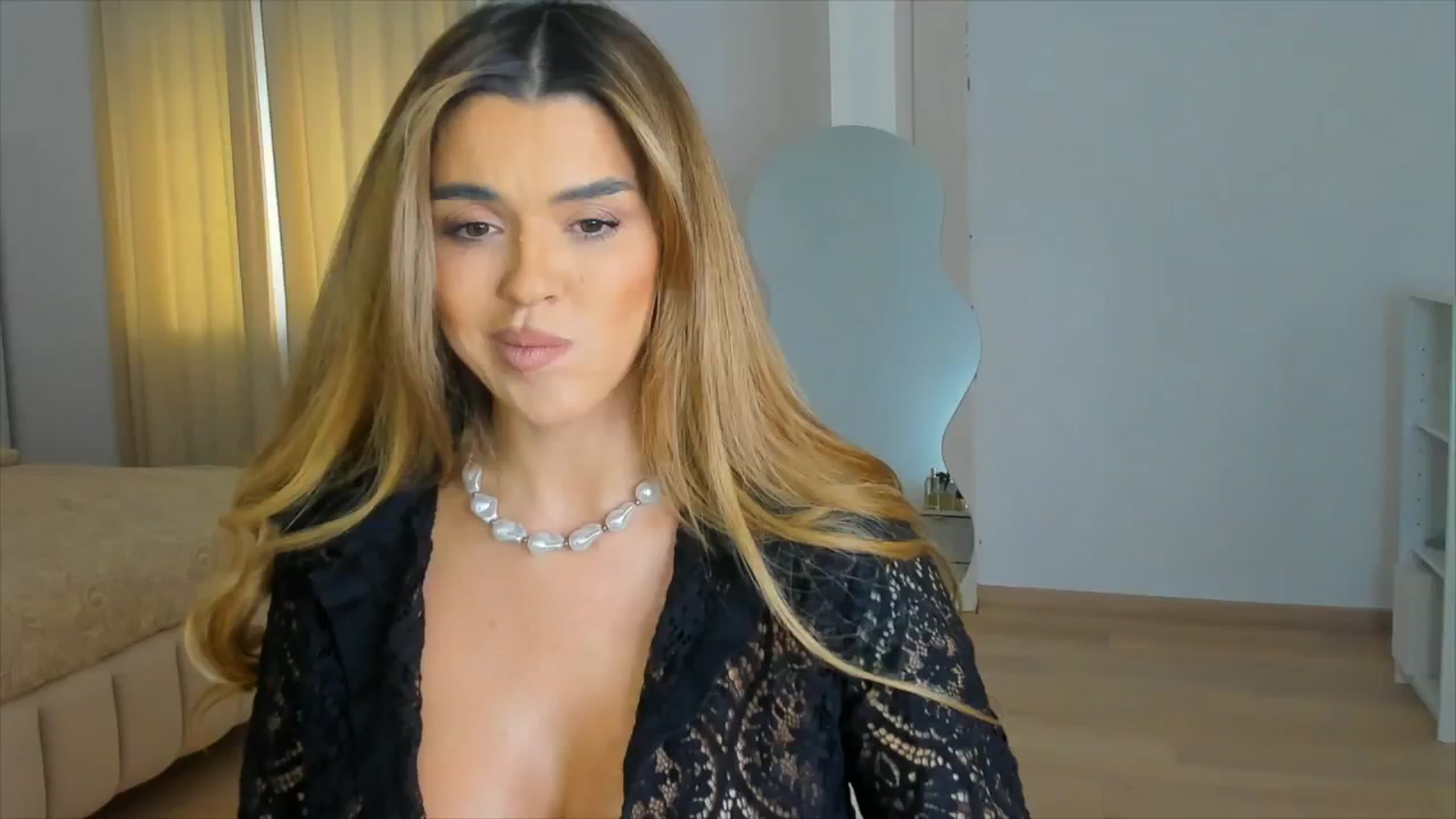 Gallery image thumbnail from DJMonica's myfreecams stream on, 11/18/2024, 12:42 image 12 of 20