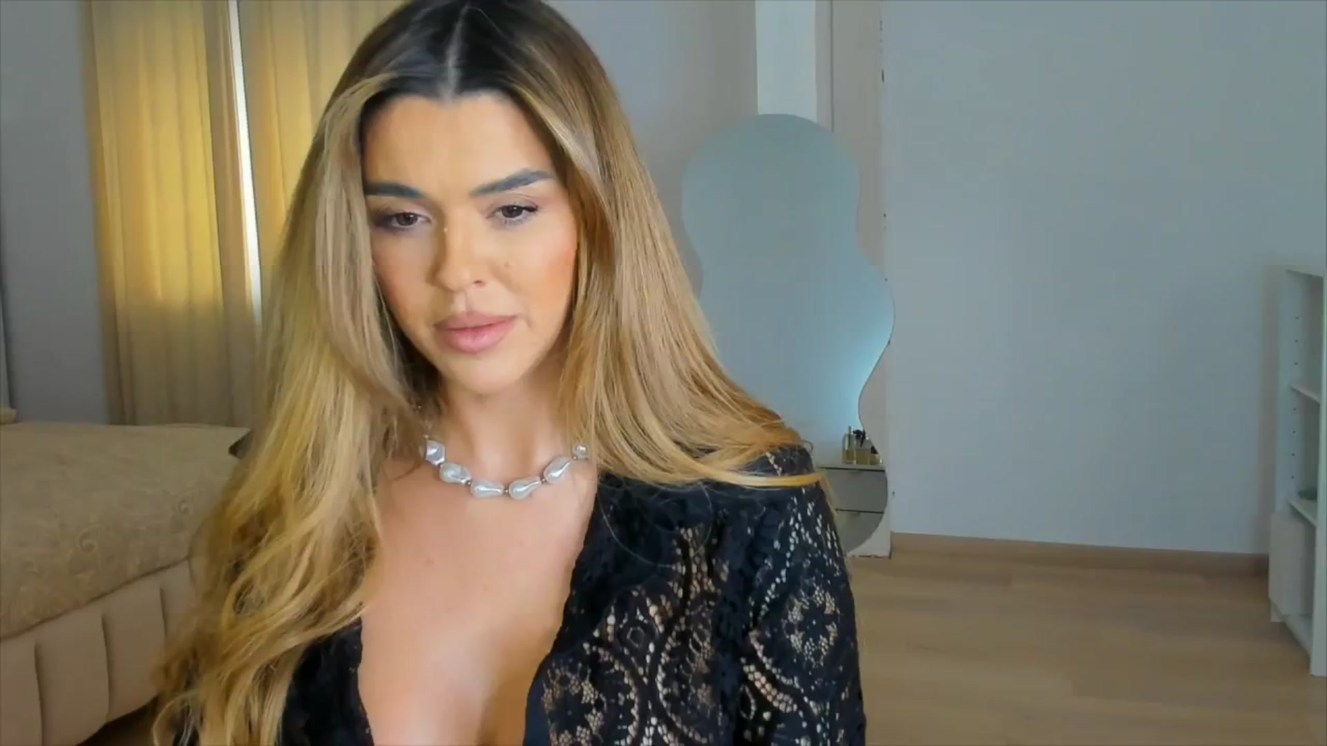 Gallery image thumbnail from DJMonica's myfreecams stream on, 11/18/2024, 12:42 image 5 of 20