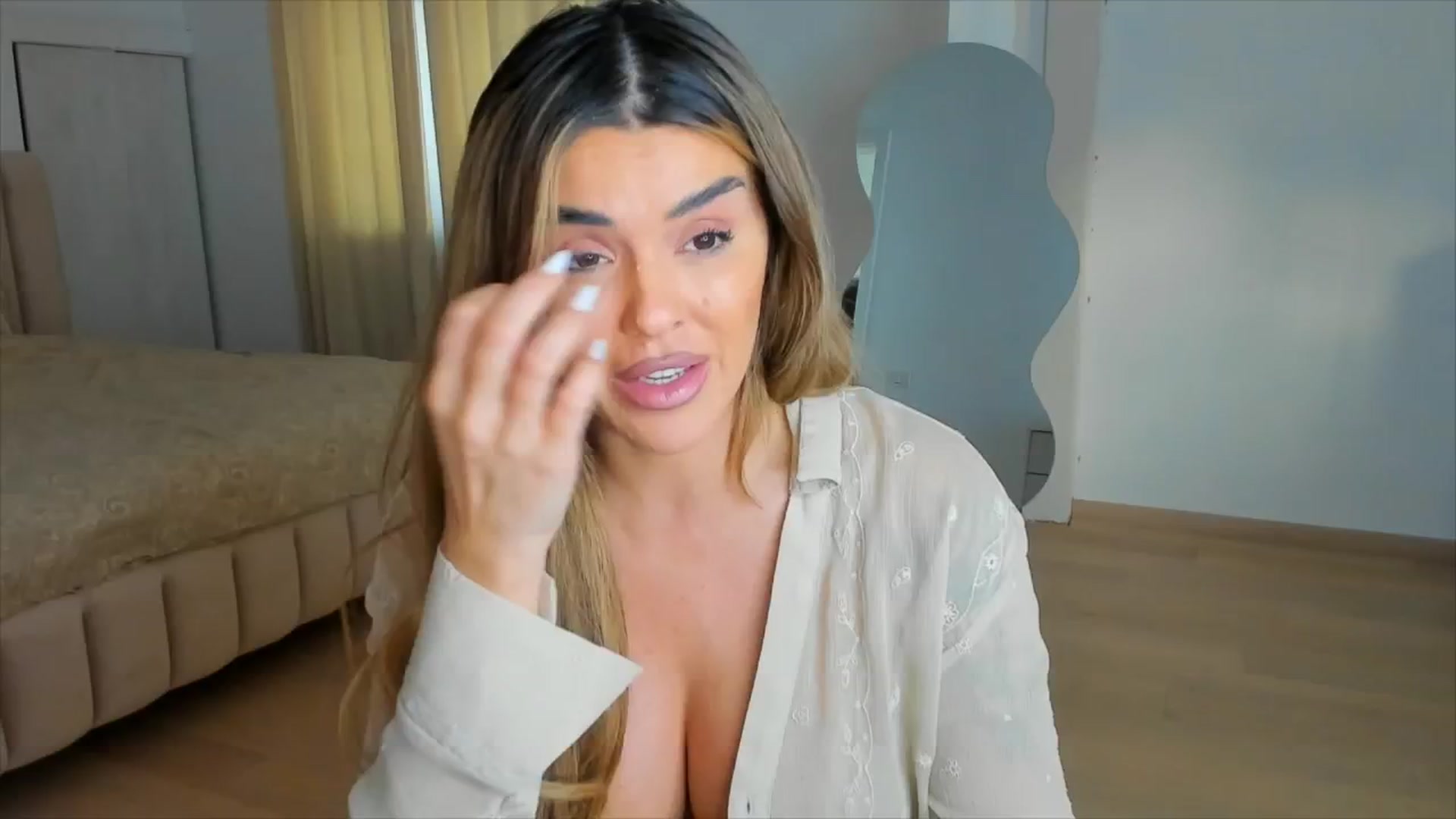 Gallery image thumbnail from DJMonica's myfreecams stream on, 11/20/2024, 14:08 image 19 of 20