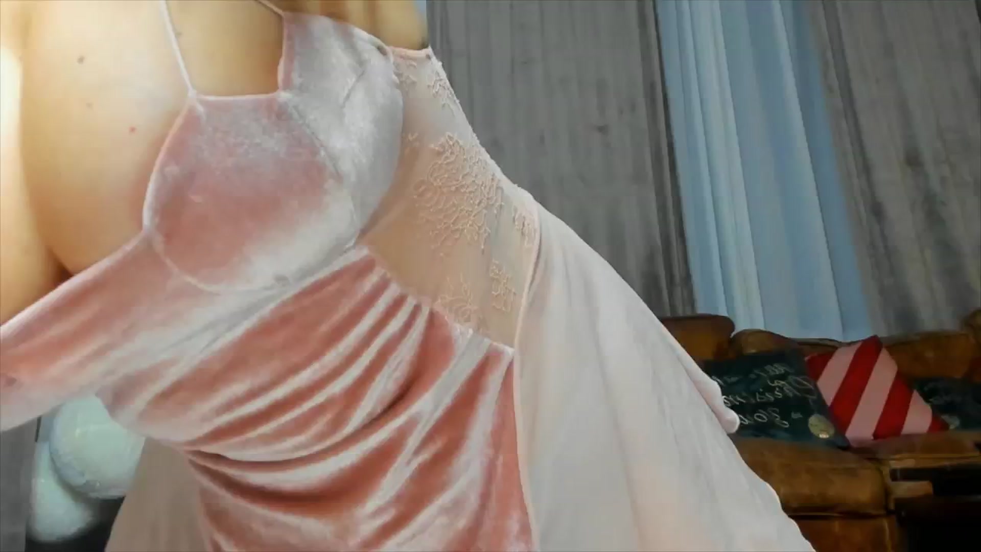 Gallery image thumbnail from DJMonica's myfreecams stream on, 12/03/2024, 13:10 image 2 of 20