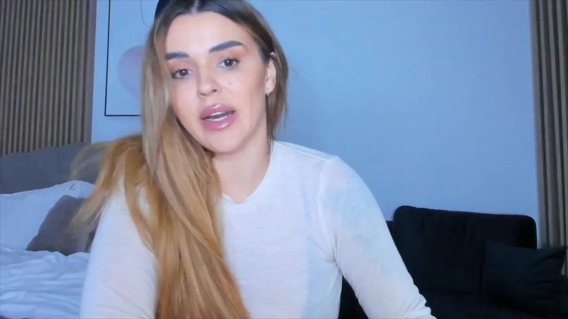 Gallery image thumbnail from DJMonica's myfreecams stream on, 01/13/2025, 14:07 image 18 of 20