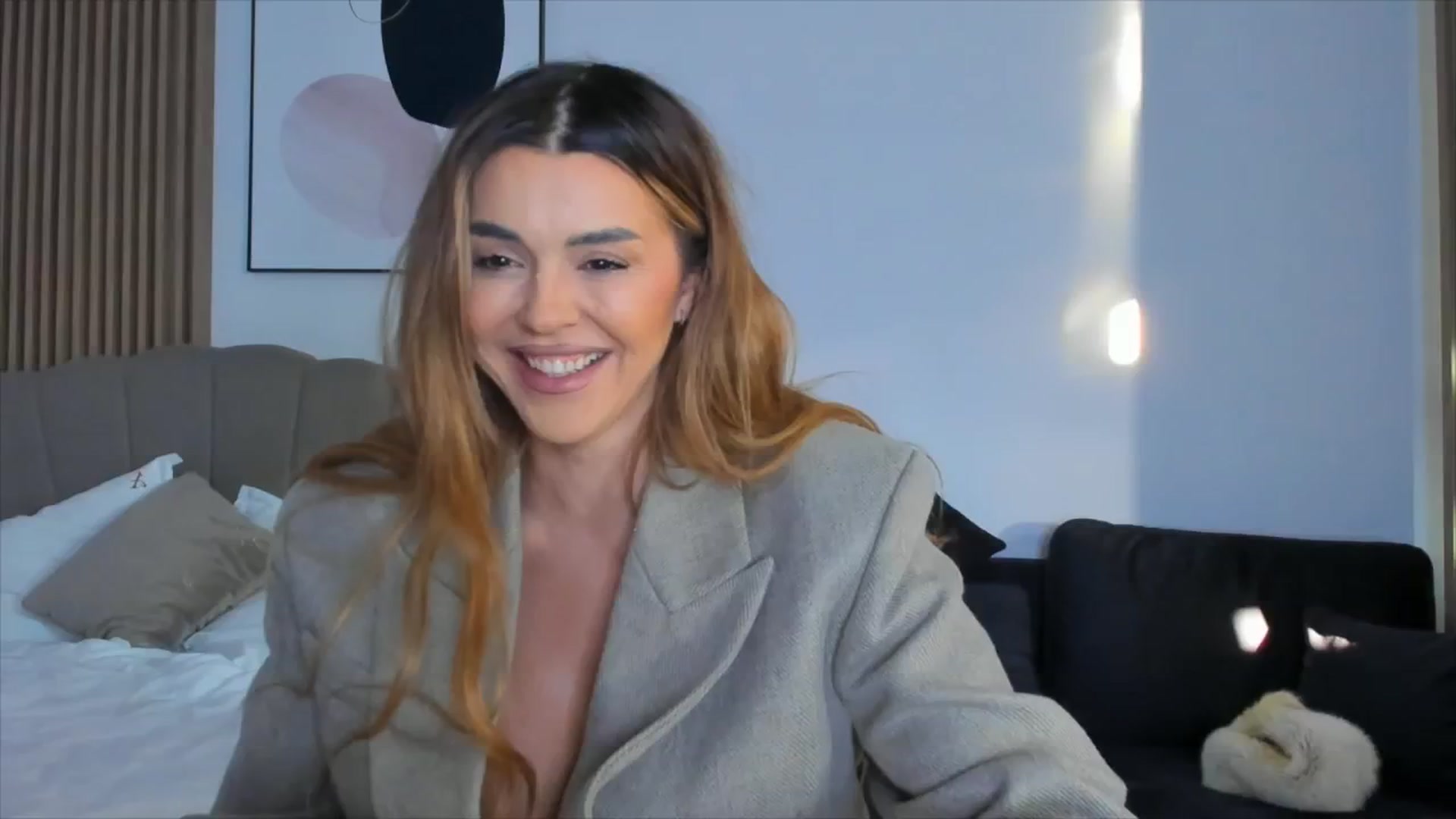Gallery image thumbnail from DJMonica's myfreecams stream on, 01/14/2025, 13:43 image 18 of 20