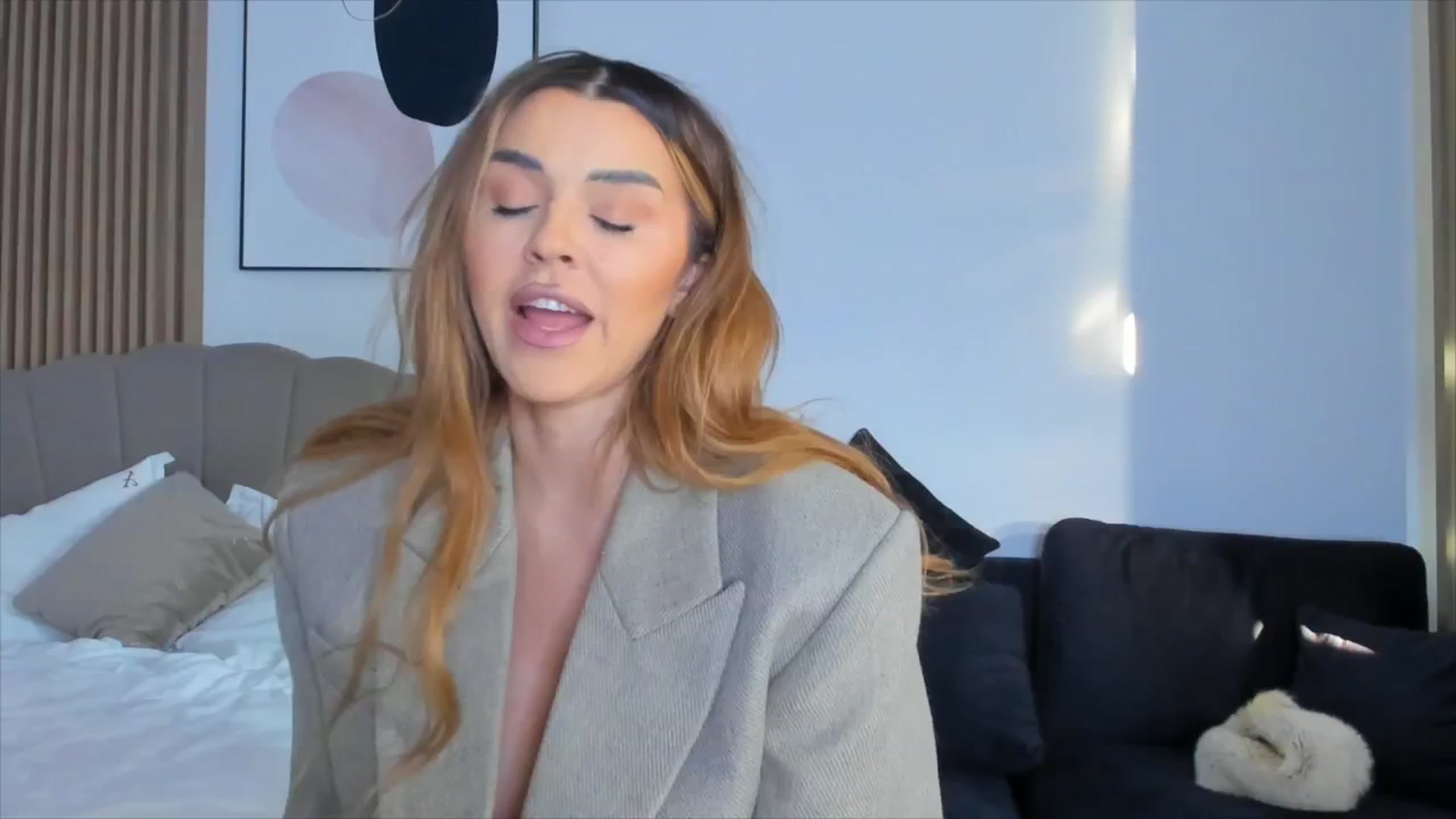 Gallery image thumbnail from DJMonica's myfreecams stream on, 01/14/2025, 13:43 image 16 of 20