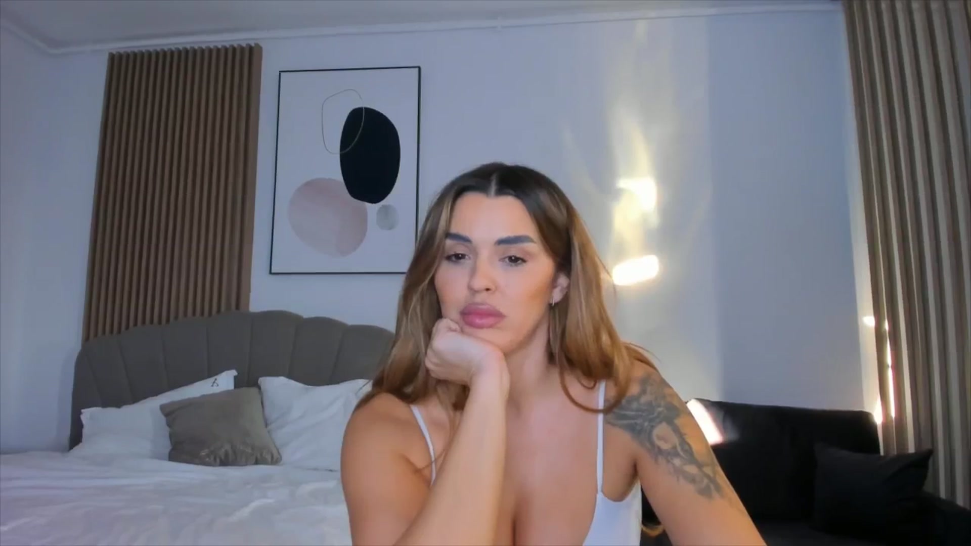 Gallery image thumbnail from DJMonica's myfreecams stream on, 01/17/2025, 14:01 image 19 of 20