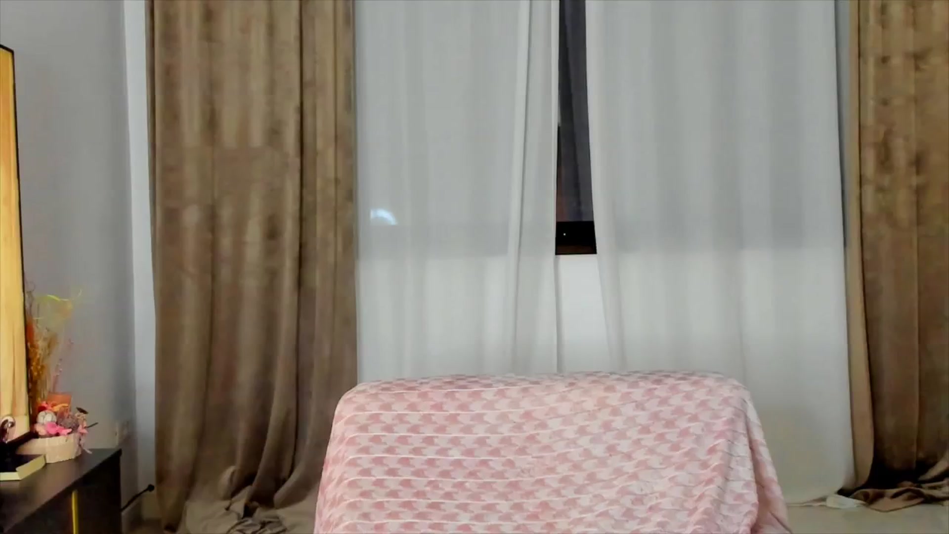 Gallery image thumbnail from DJMonica's myfreecams stream on, 04/22/2025, 15:34 image 3 of 20