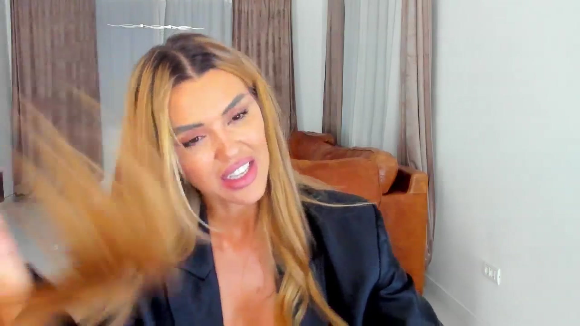 Gallery image thumbnail from DJMonica's myfreecams stream on, 04/26/2025, 14:59 image 18 of 20