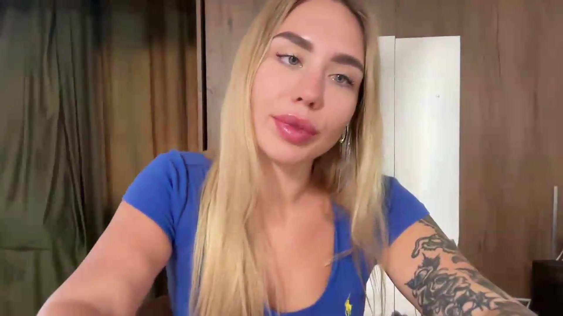 Gallery image thumbnail from DJ_Lol's myfreecams stream on, 06/30/2026, 16:05 image 6 of 20