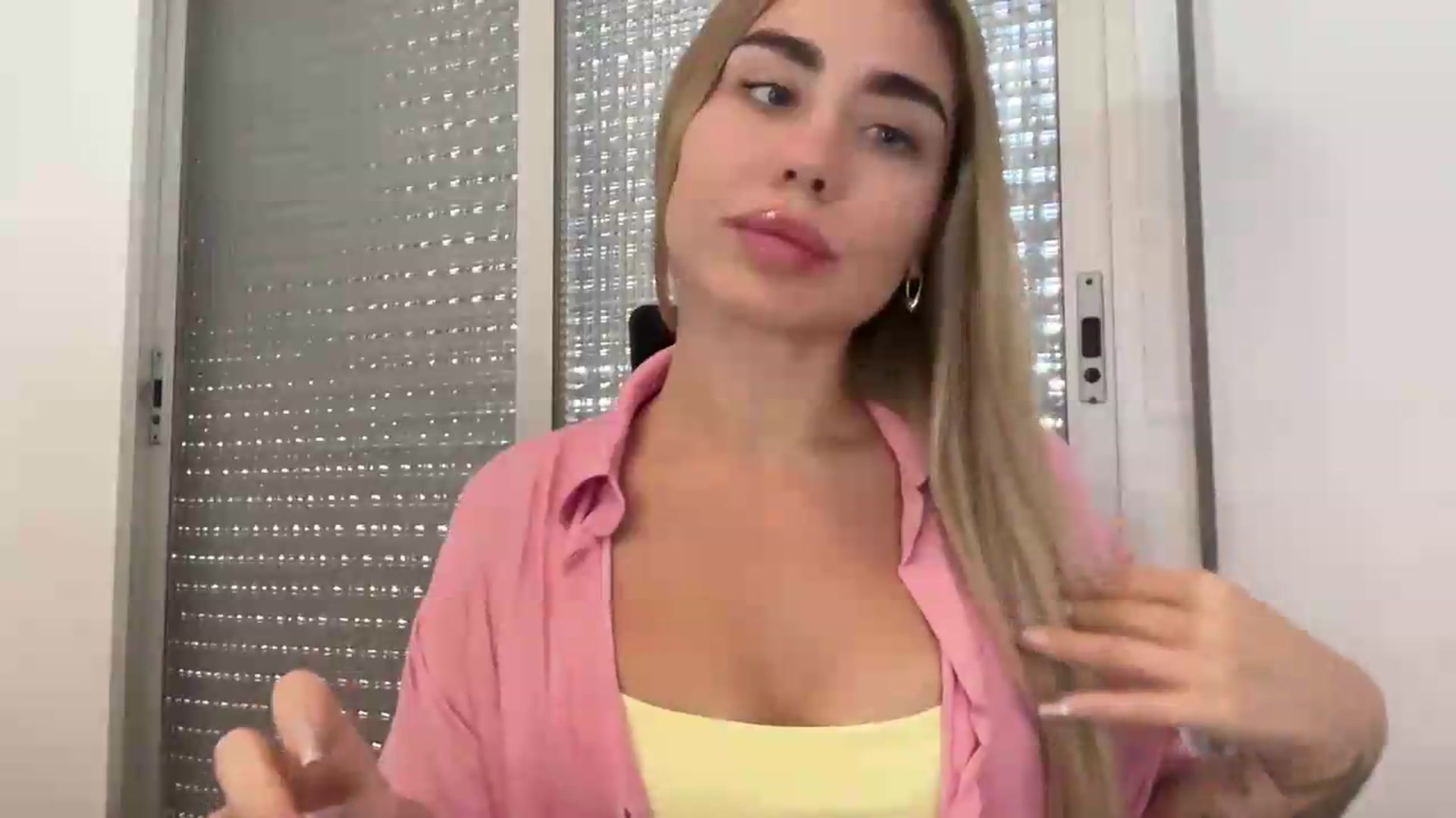Gallery image thumbnail from DJ_Lol's myfreecams stream on, 07/01/2026, 15:56 image 9 of 20