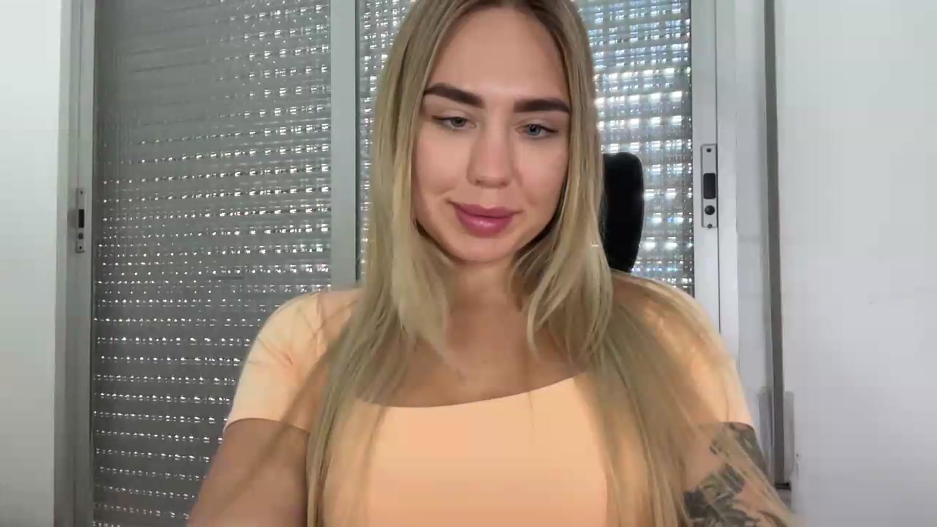 Gallery image thumbnail from DJ_Lol's myfreecams stream on, 07/02/2026, 14:04 image 11 of 20