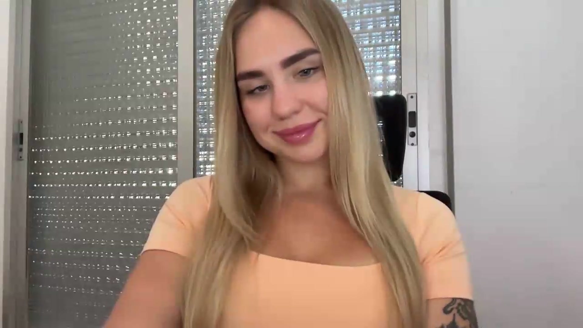 Gallery image thumbnail from DJ_Lol's myfreecams stream on, 07/03/2026, 11:54 image 17 of 20