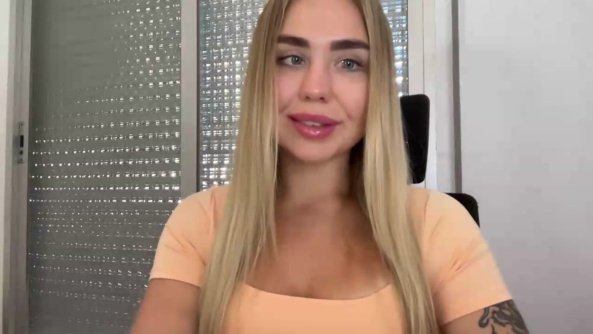 Gallery image thumbnail from DJ_Lol's myfreecams stream on, 07/03/2026, 11:54 image 12 of 20