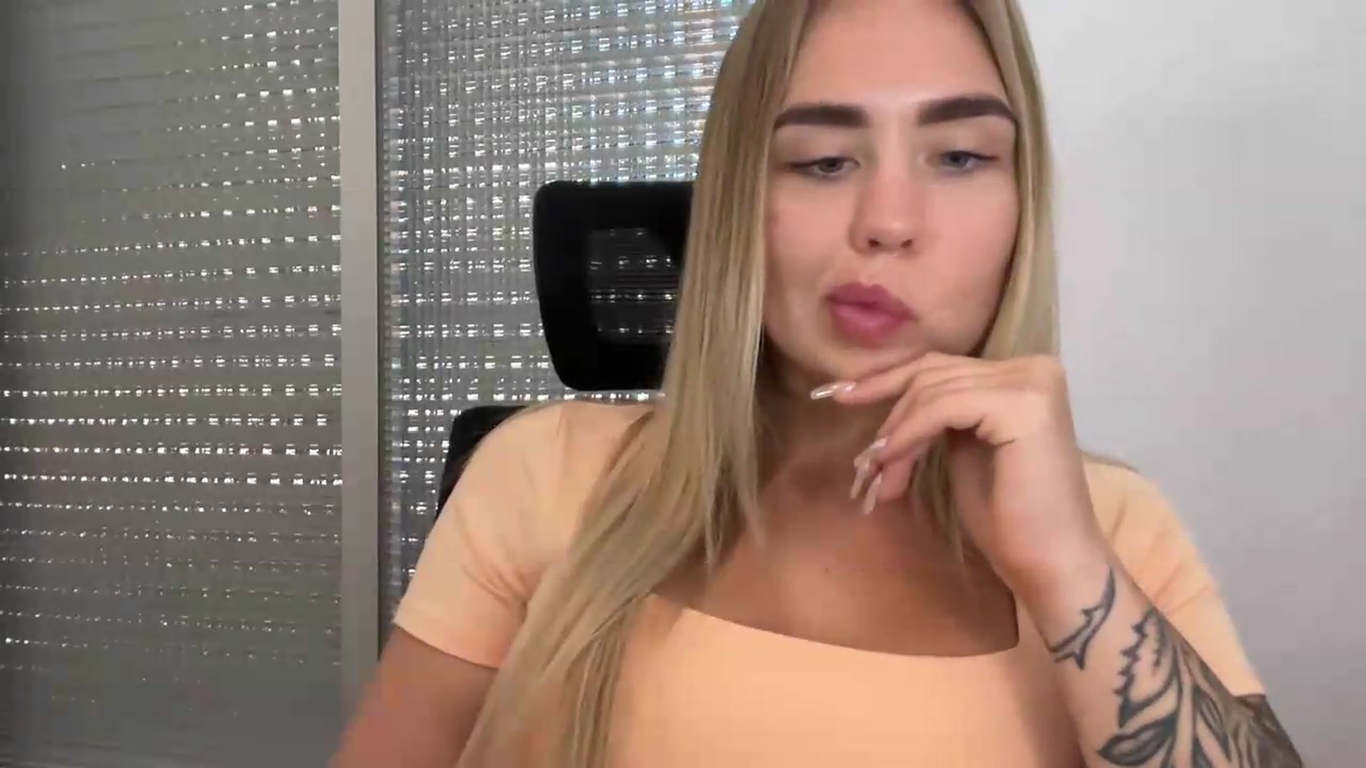 Gallery image thumbnail from DJ_Lol's myfreecams stream on, 07/03/2026, 16:32 image 7 of 20
