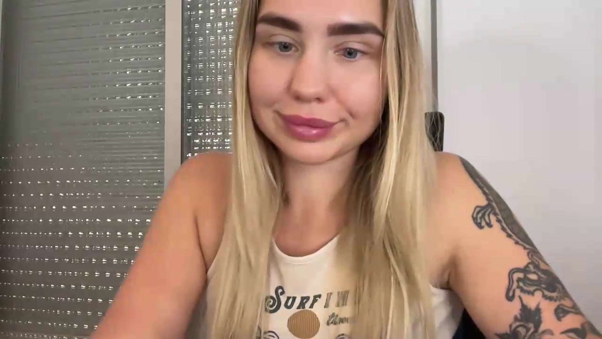 Gallery image thumbnail from DJ_Lol's myfreecams stream on, 07/07/2026, 17:44 image 18 of 20
