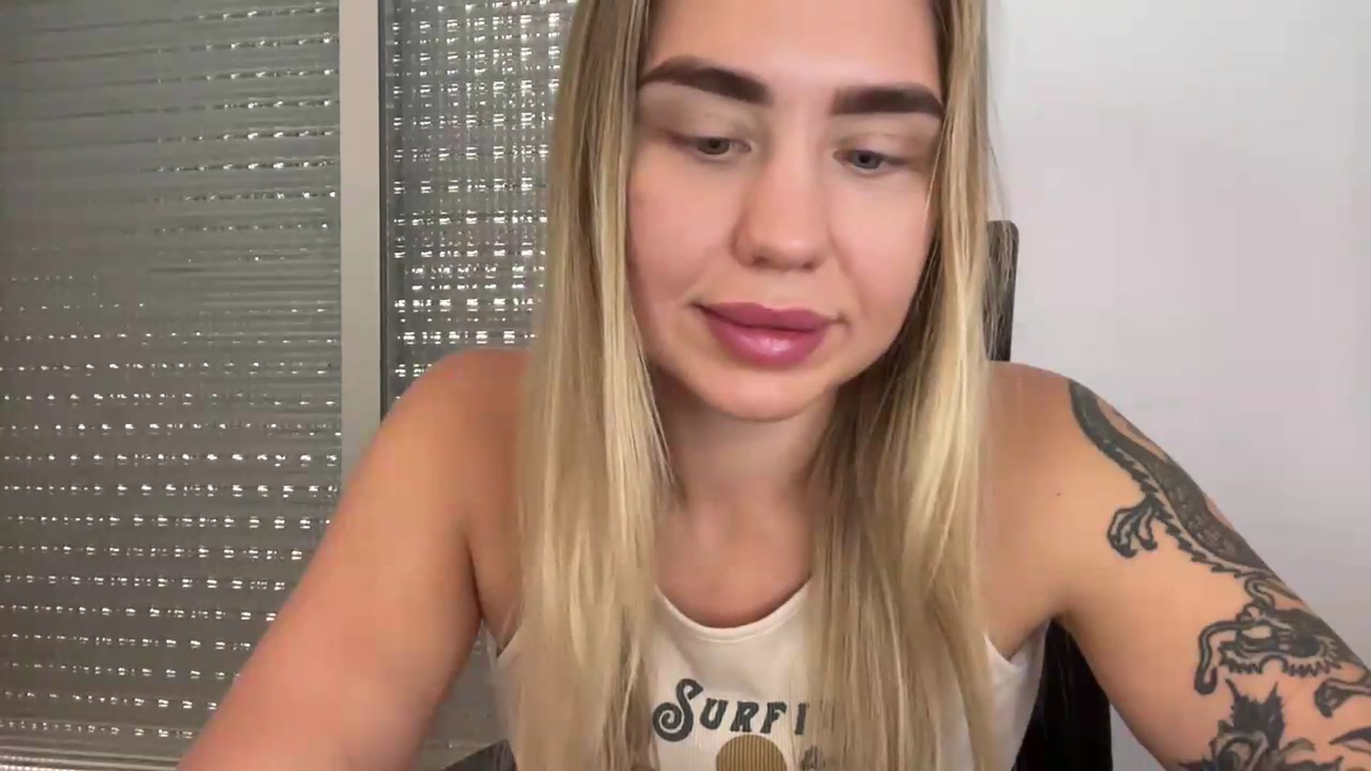 Gallery image thumbnail from DJ_Lol's myfreecams stream on, 07/07/2026, 17:44 image 17 of 20