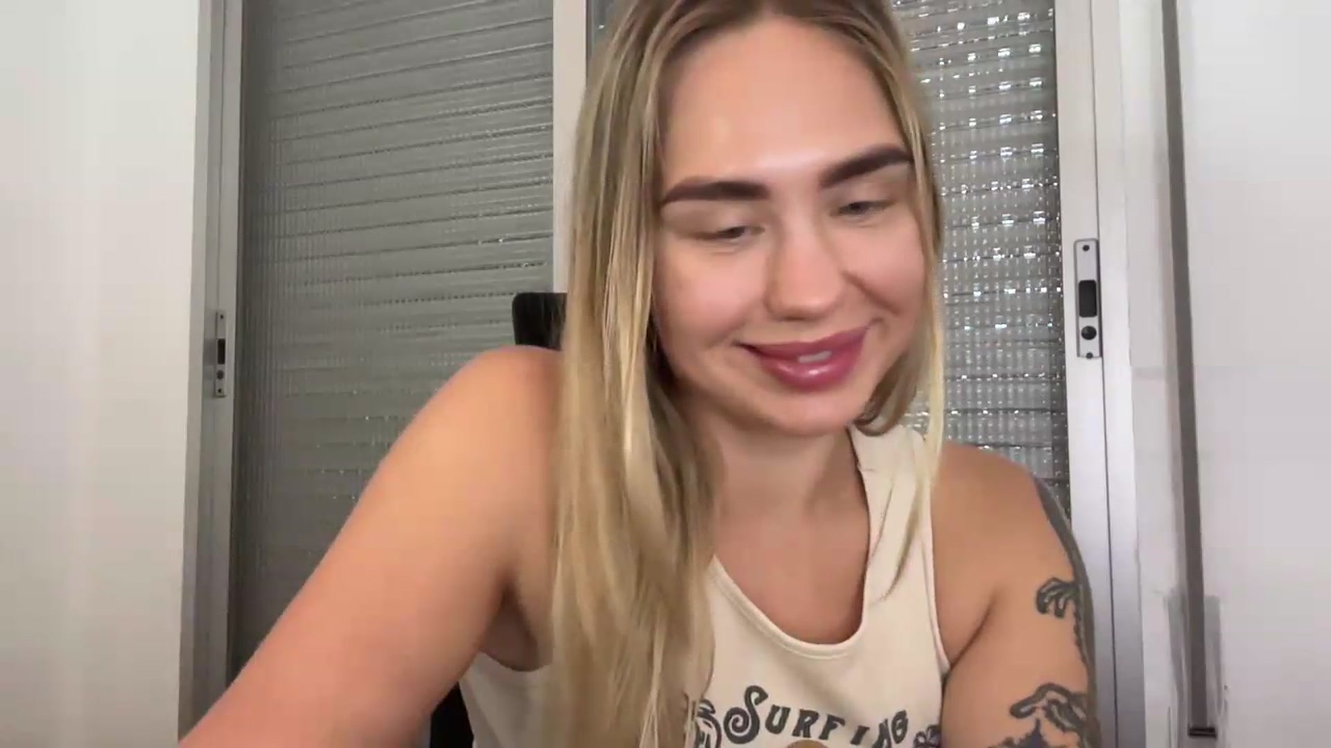 Gallery image thumbnail from DJ_Lol's myfreecams stream on, 07/07/2026, 19:17 image 18 of 20