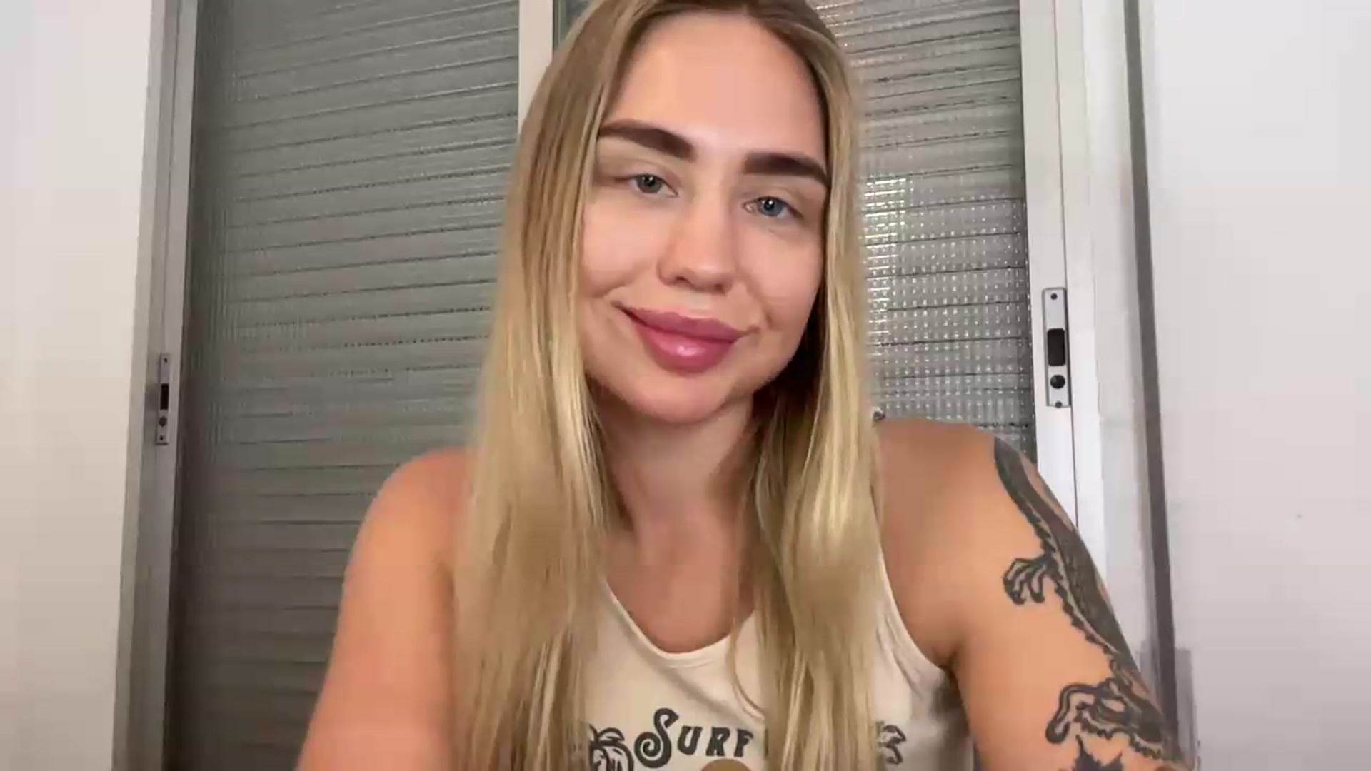 Gallery image thumbnail from DJ_Lol's myfreecams stream on, 07/07/2026, 20:17 image 15 of 20