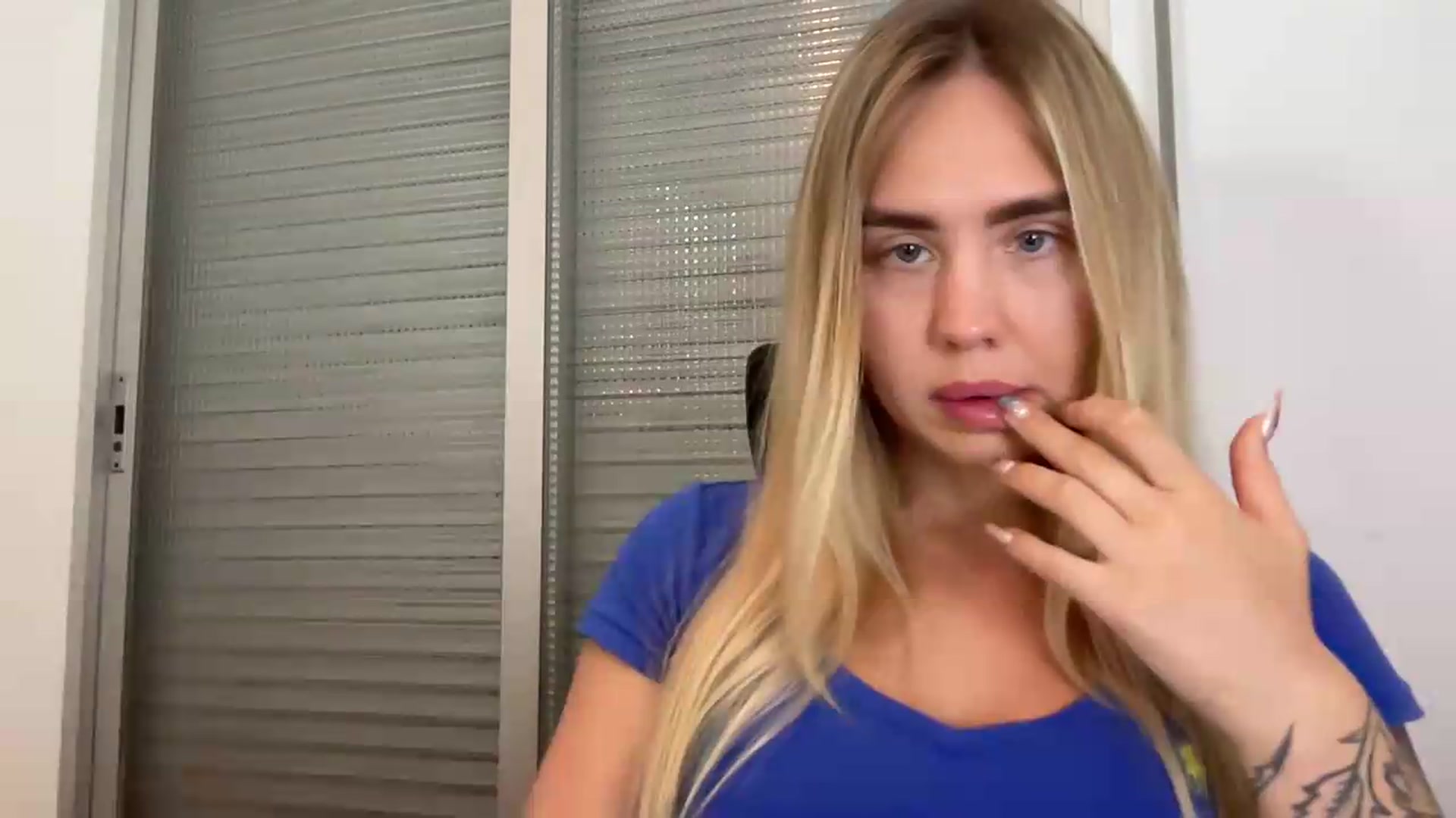 Gallery image thumbnail from DJ_Lol's myfreecams stream on, 07/15/2026, 19:53 image 17 of 20