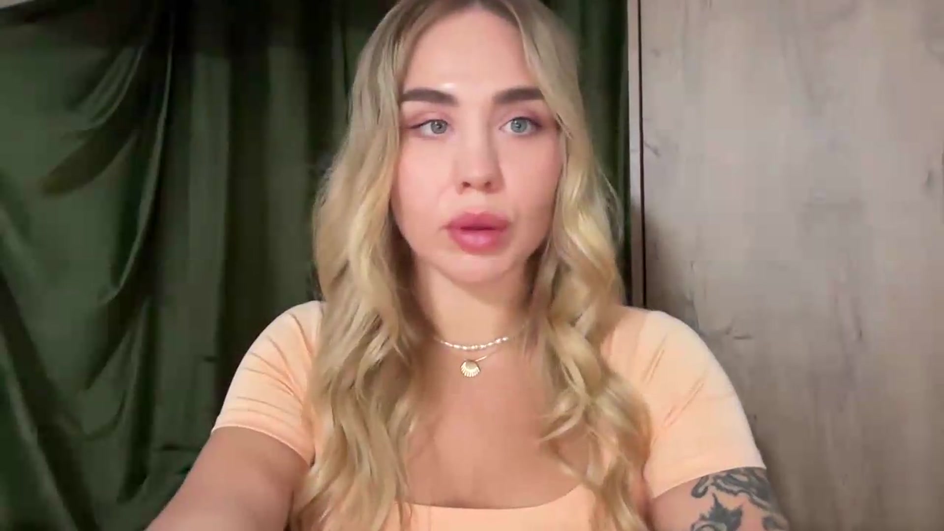 Gallery image thumbnail from DJ_Lol's myfreecams stream on, 08/20/2026, 14:58 image 3 of 20