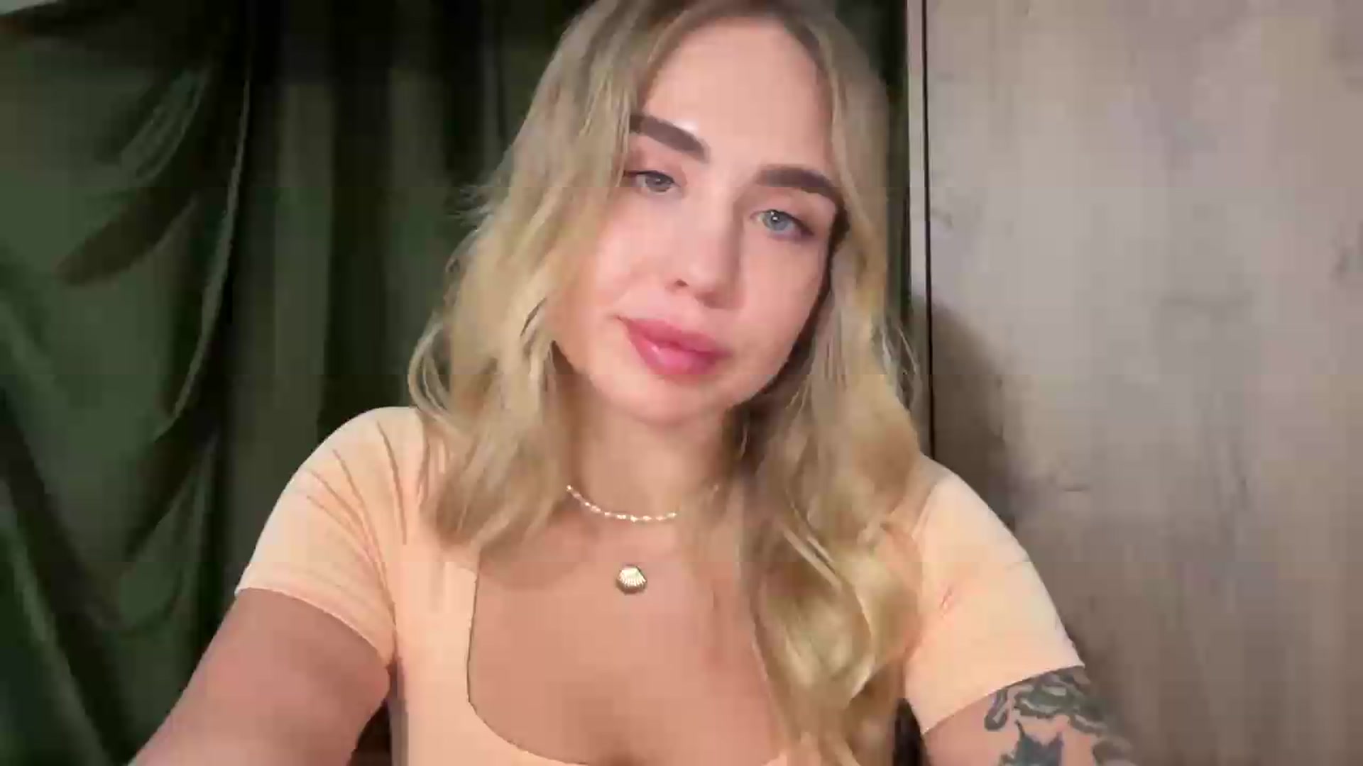 Gallery image thumbnail from DJ_Lol's myfreecams stream on, 08/20/2026, 14:58 image 19 of 20