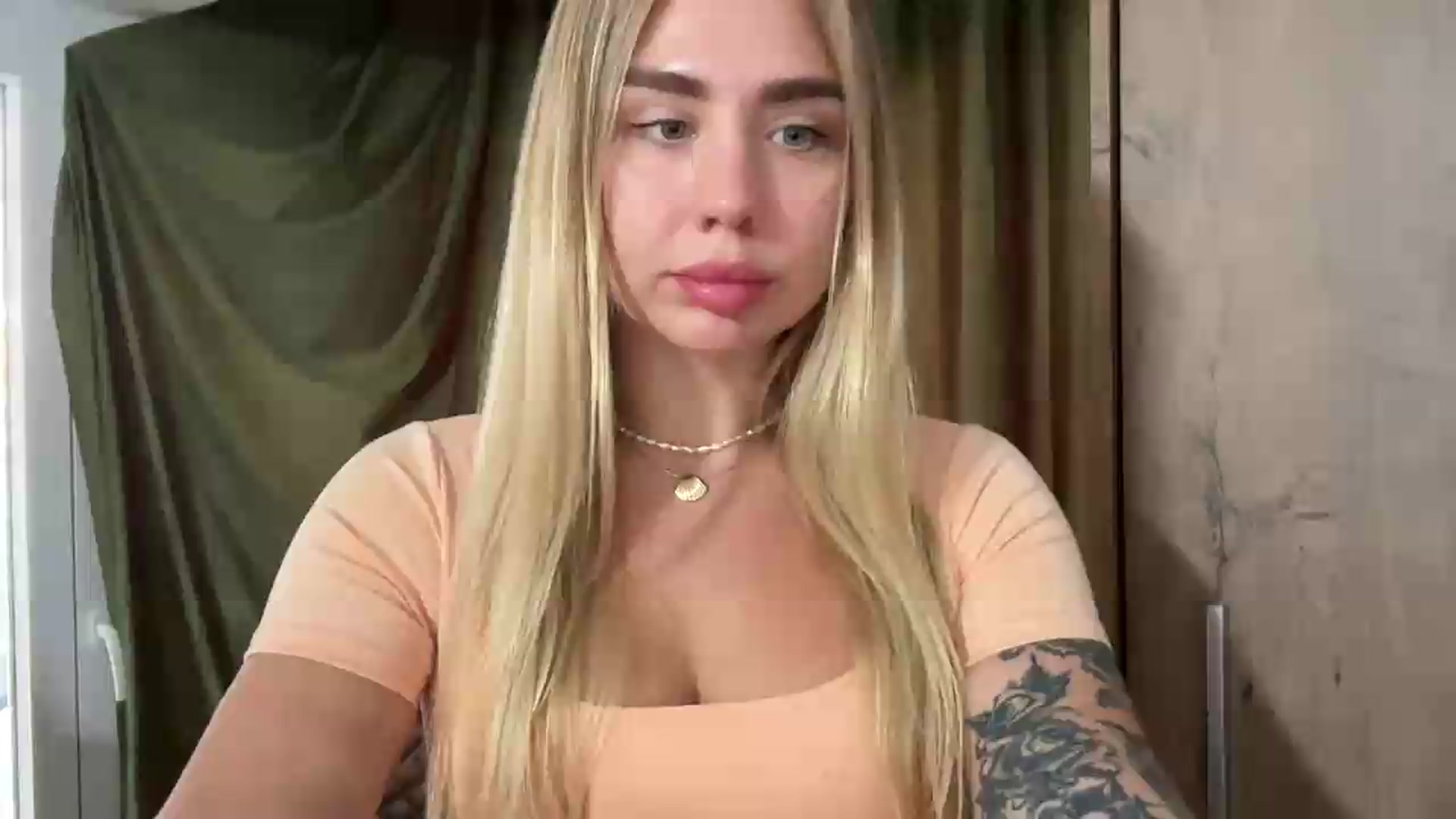 Gallery image thumbnail from DJ_Lol's myfreecams stream on, 08/21/2026, 17:27 image 1 of 20