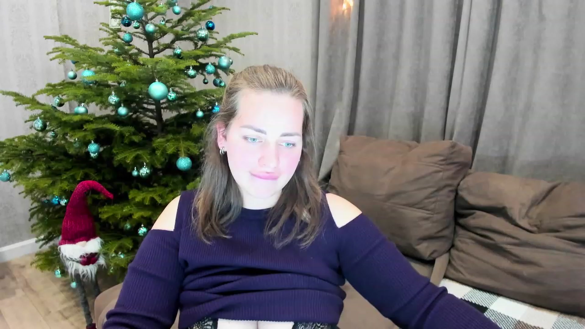 Gallery image thumbnail from DJ_Me_'s myfreecams stream on, 12/23/2022, 14:01 image 11 of 20