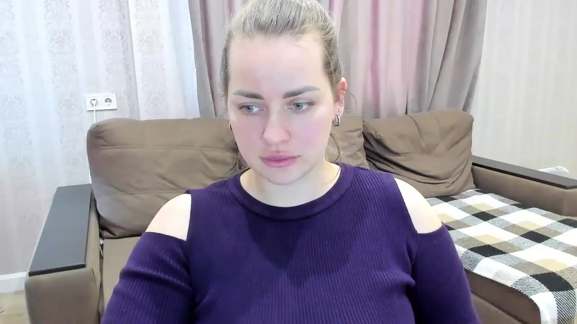 Gallery image thumbnail from DJ_Me_'s myfreecams stream on, 03/03/2023, 13:14 image 15 of 20