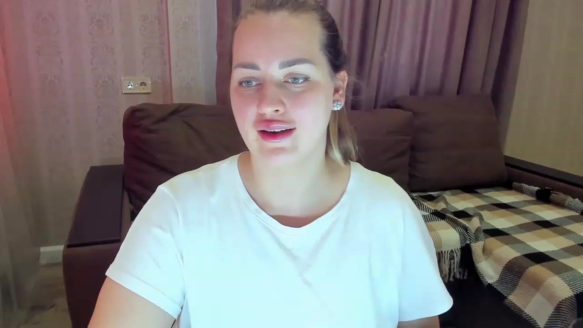 Gallery image thumbnail from DJ_Me_'s myfreecams stream on, 05/29/2023, 14:44 image 13 of 20