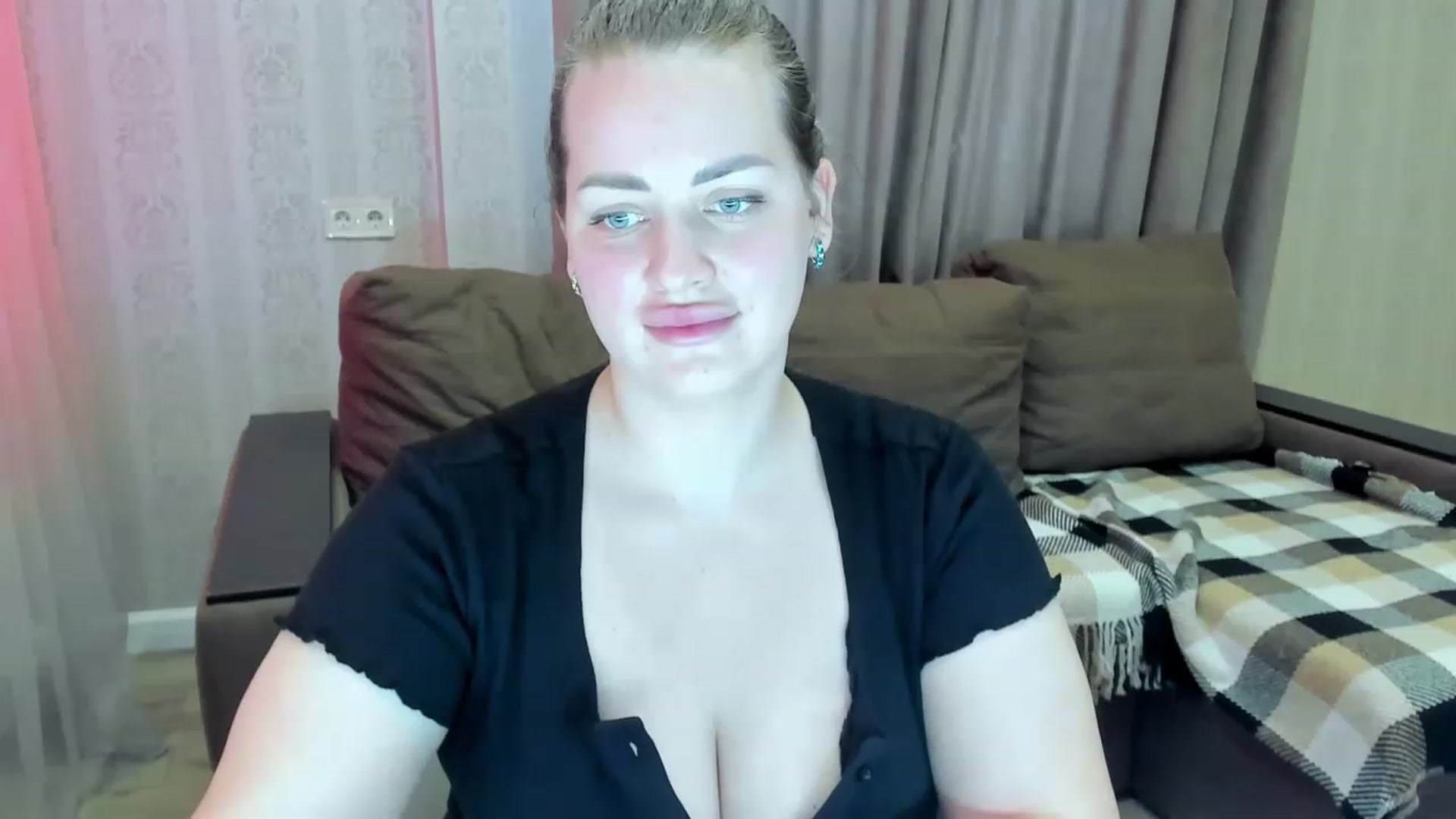 Gallery image thumbnail from DJ_Me_'s myfreecams stream on, 06/04/2023, 15:35 image 14 of 20