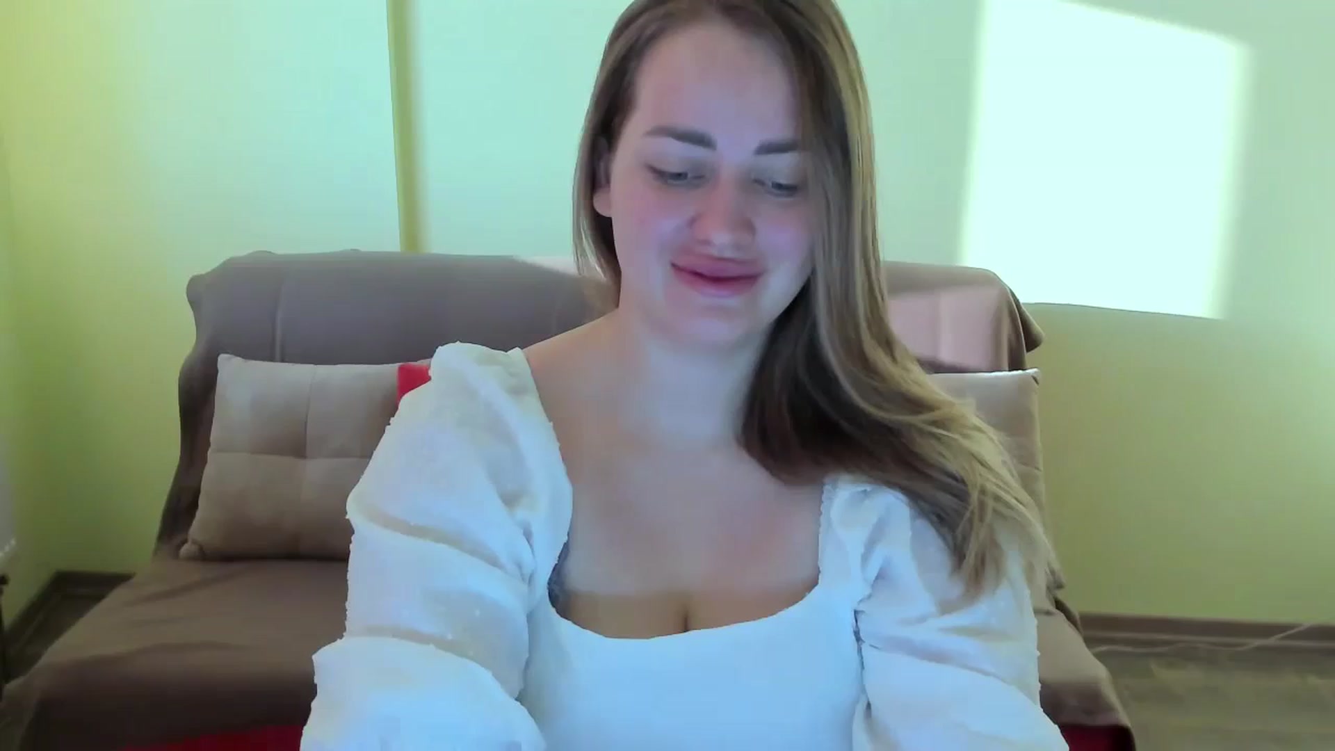 Gallery image thumbnail from DJ_Me_'s myfreecams stream on, 08/27/2023, 04:16 image 6 of 20