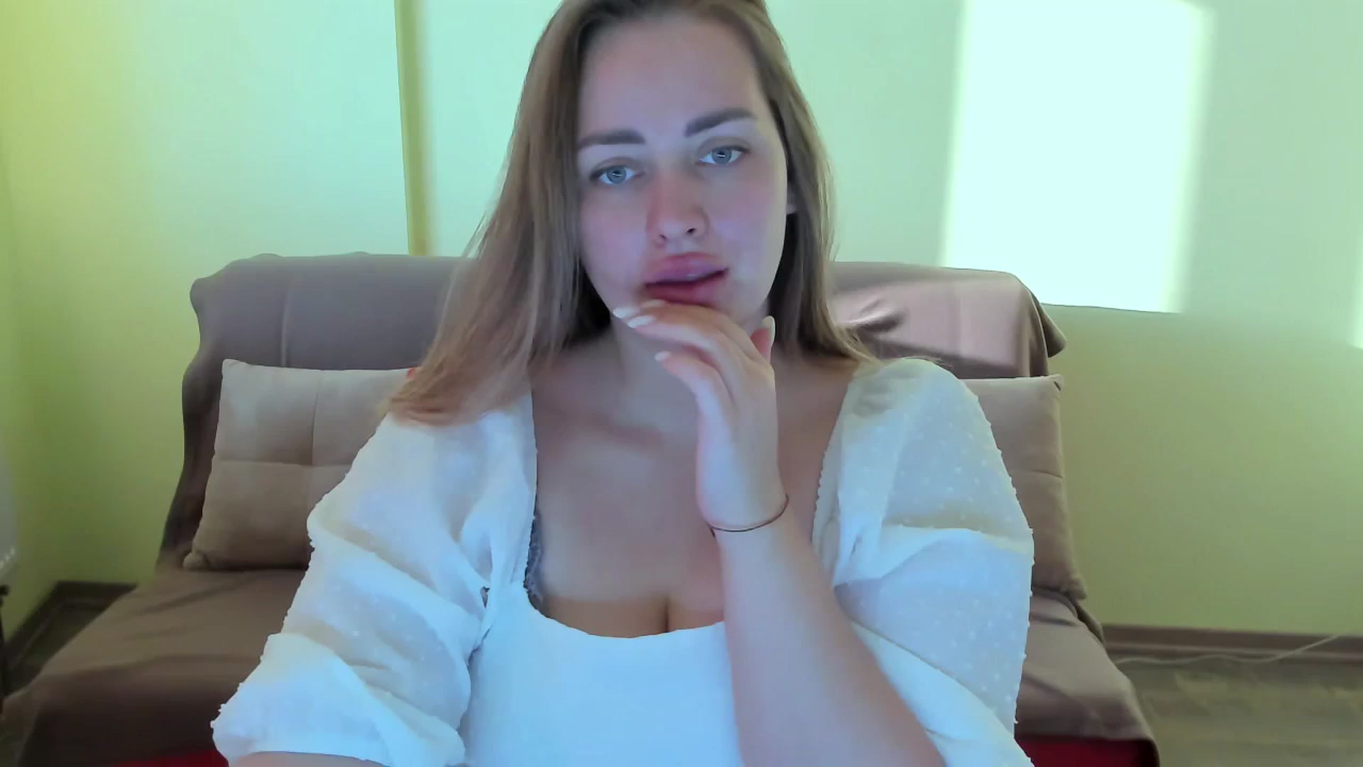 Gallery image thumbnail from DJ_Me_'s myfreecams stream on, 08/27/2023, 04:16 image 1 of 20