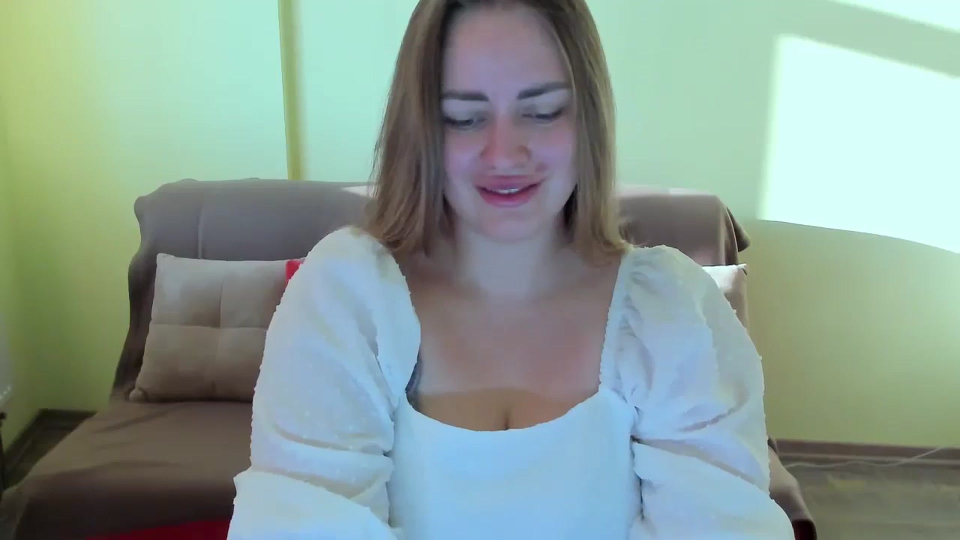 Gallery image thumbnail from DJ_Me_'s myfreecams stream on, 08/27/2023, 04:16 image 18 of 20