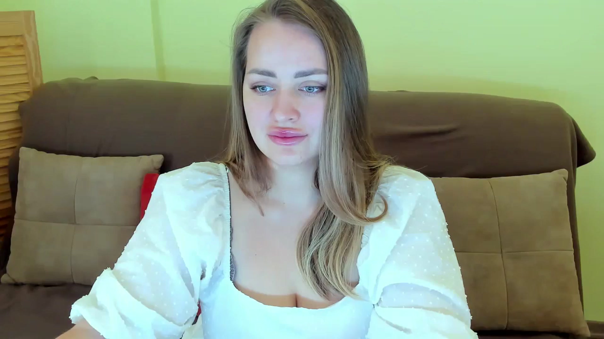 Gallery image thumbnail from DJ_Me_'s myfreecams stream on, 09/17/2023, 04:45 image 13 of 20