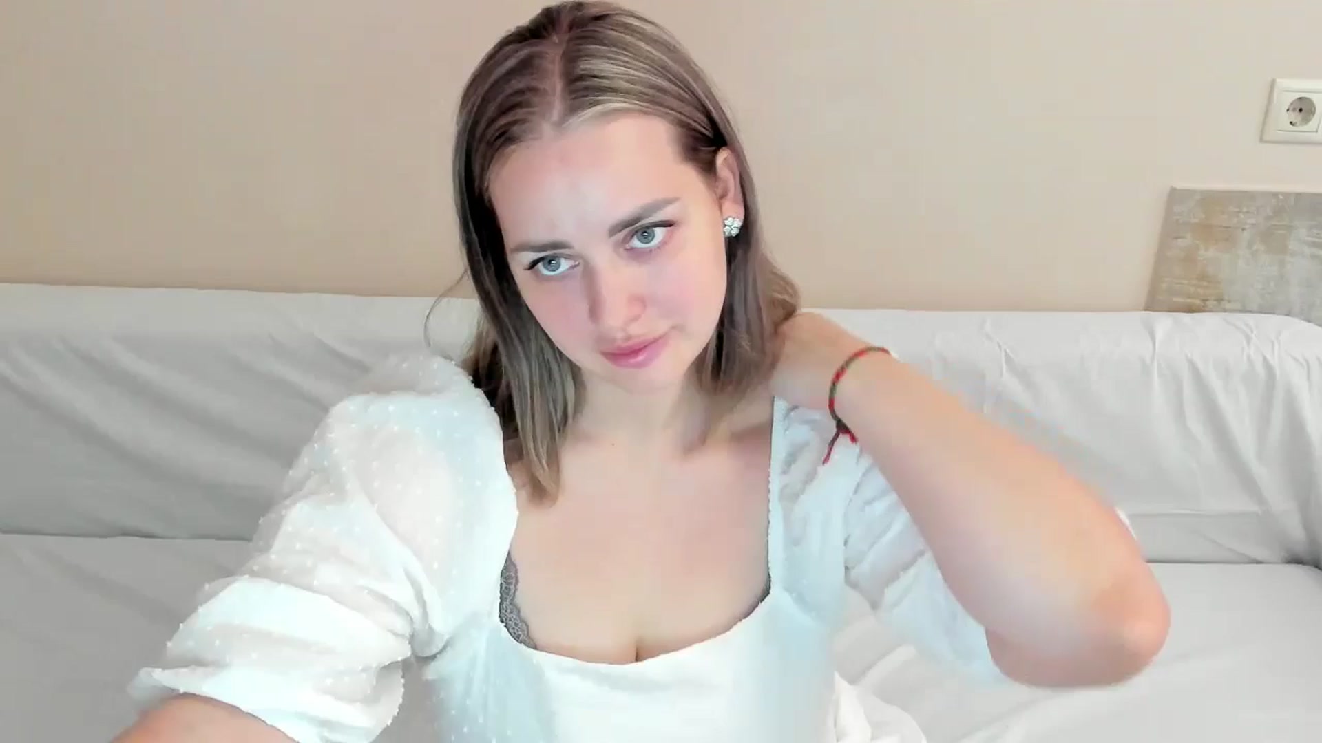 Gallery image thumbnail from DJ_Me_'s myfreecams stream on, 07/26/2024, 12:35 image 2 of 20