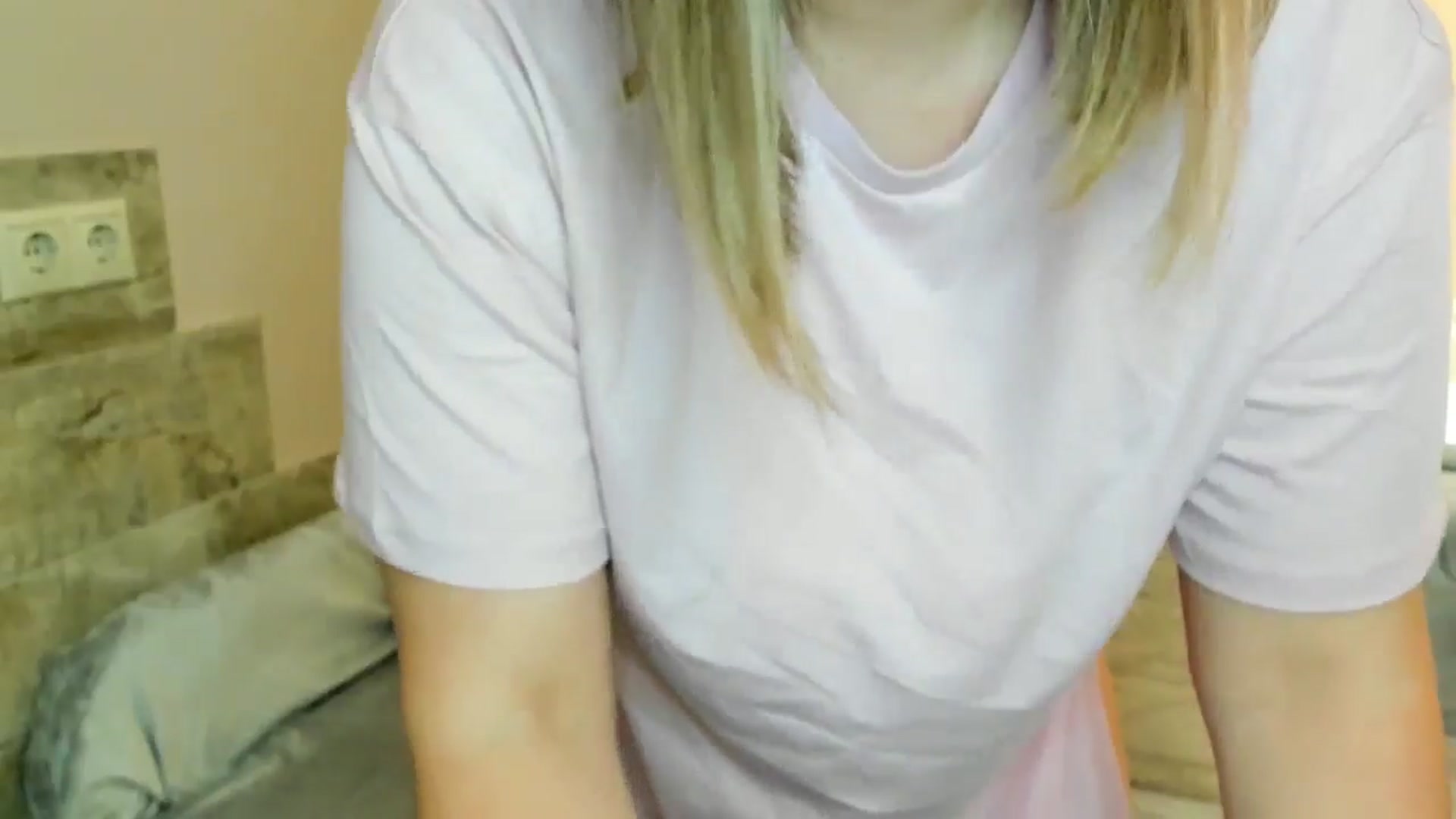 Gallery image thumbnail from DJ_Me_'s myfreecams stream on, 10/29/2024, 13:16 image 20 of 20