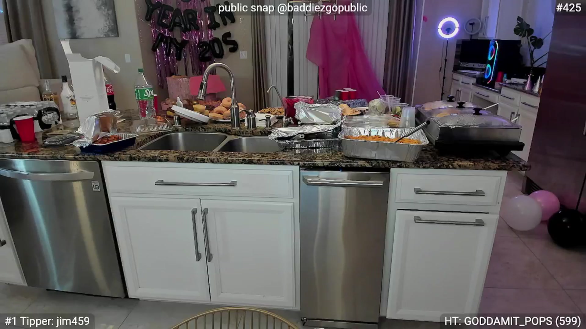 Gallery image thumbnail from DJ_ZYA's myfreecams stream on, 04/22/2025, 09:17 image 5 of 20