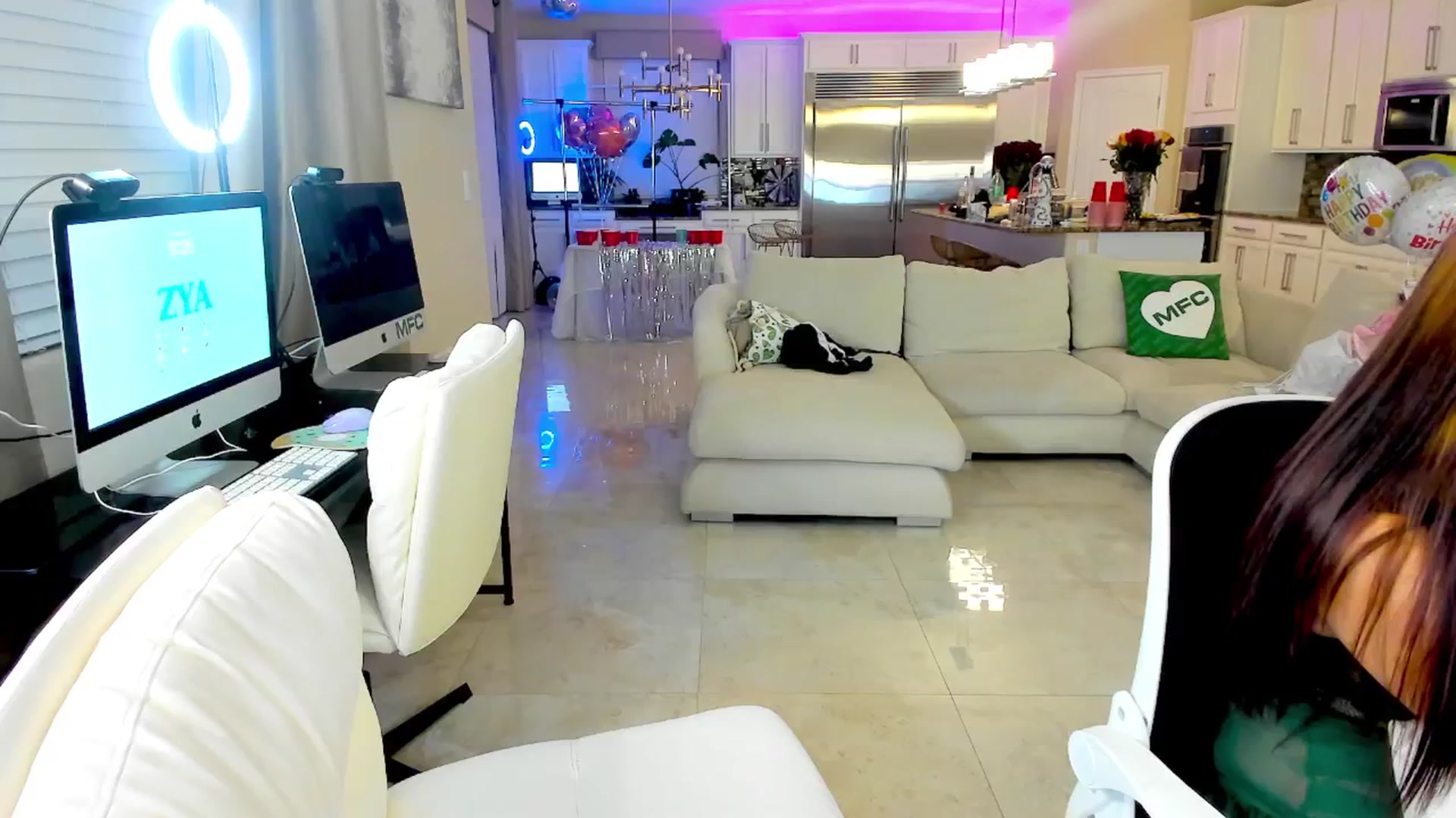 Gallery image thumbnail from DJ_ZYA's myfreecams stream on, 04/23/2025, 07:14 image 4 of 20